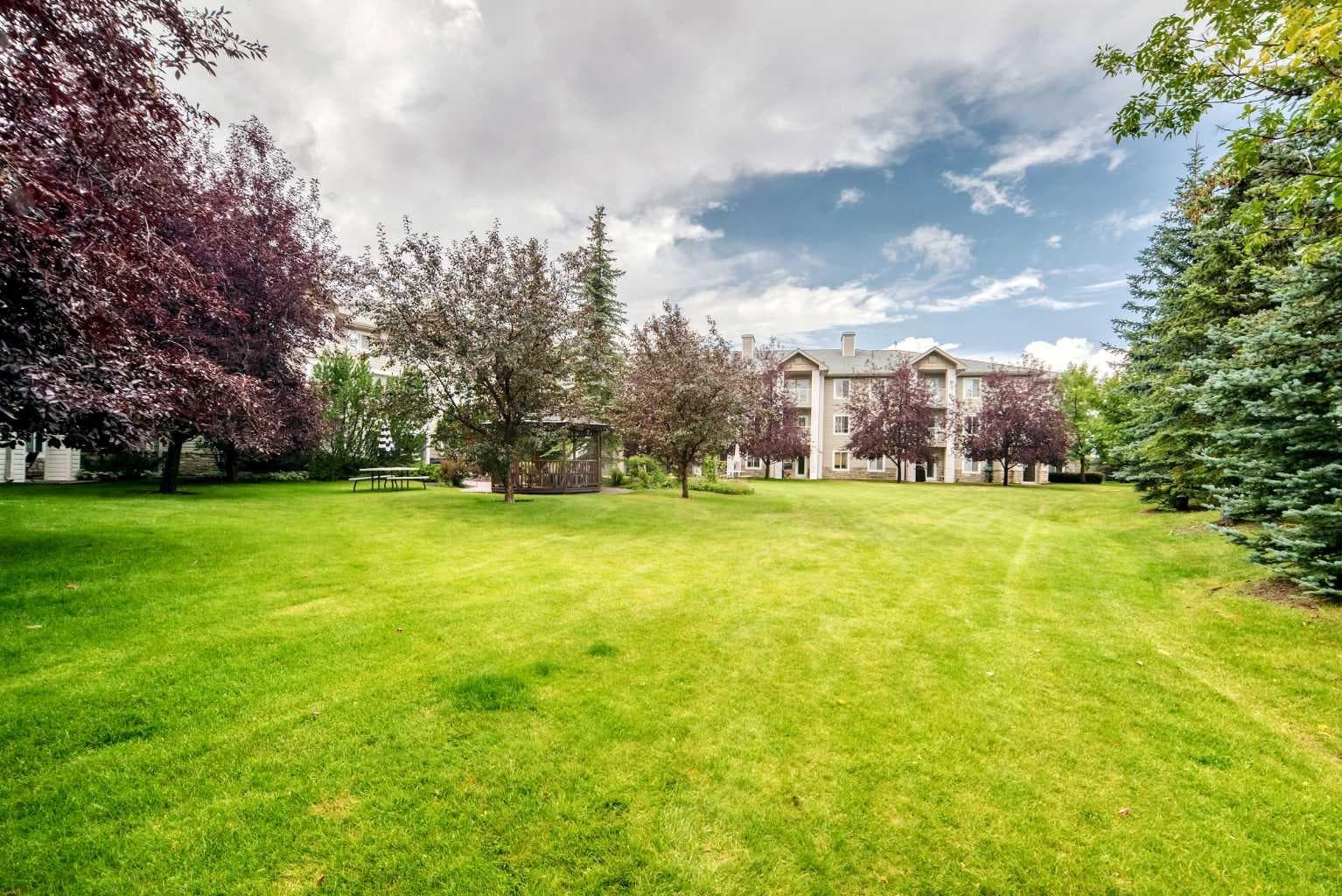 3337, 6818 Pinecliff Grove NE