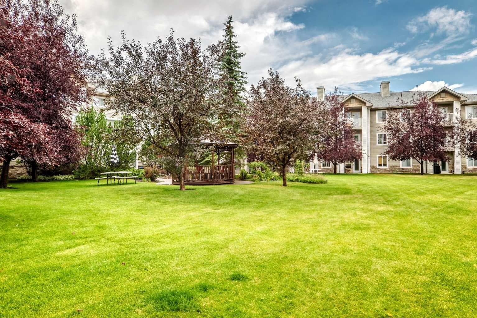 3337, 6818 Pinecliff Grove NE