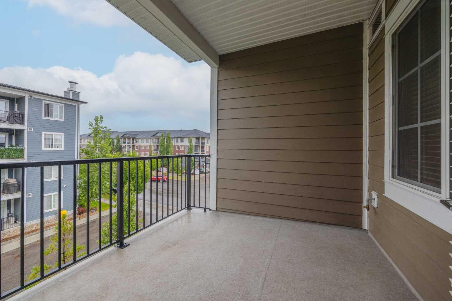 4309, 215 Legacy Boulevard SE