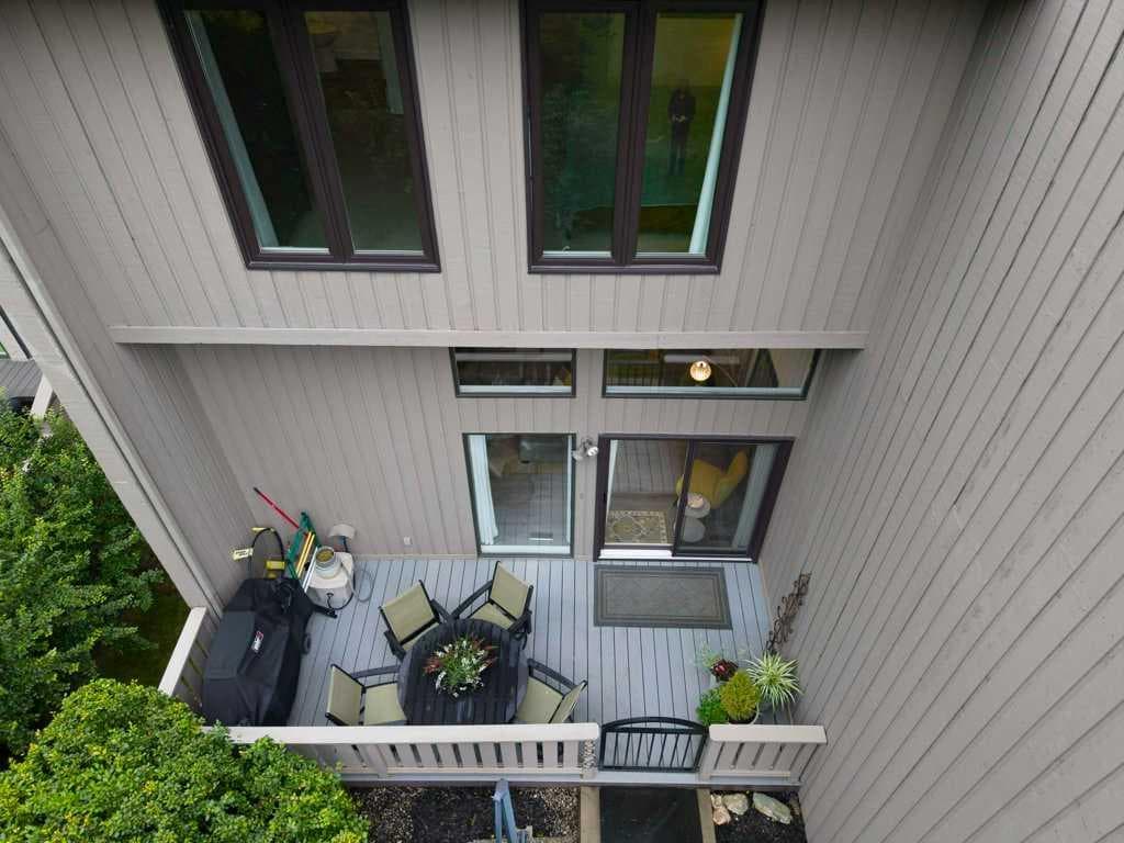 3909 Point Mckay Road NW