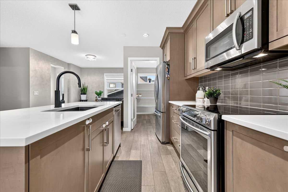 25 Masters Street SE