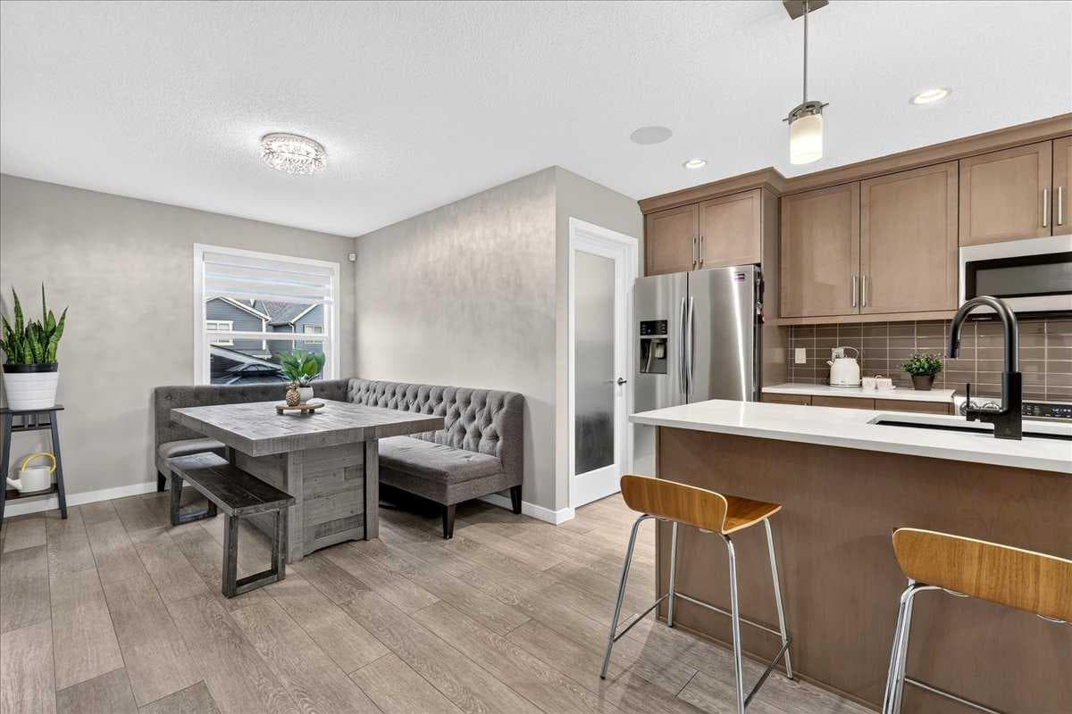 25 Masters Street SE