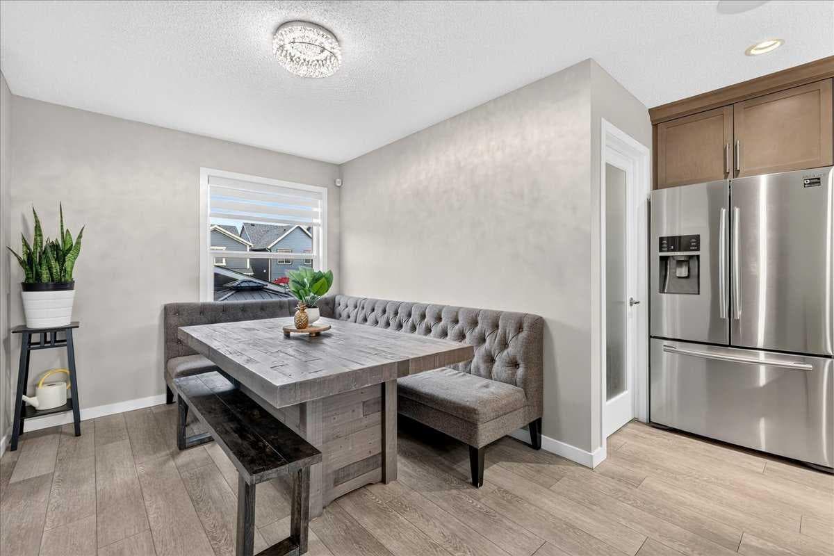 25 Masters Street SE