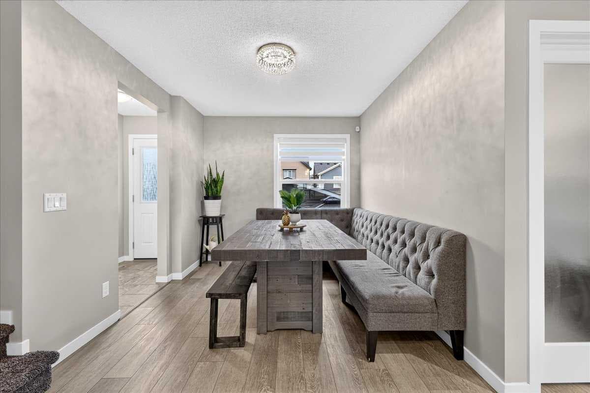 25 Masters Street SE