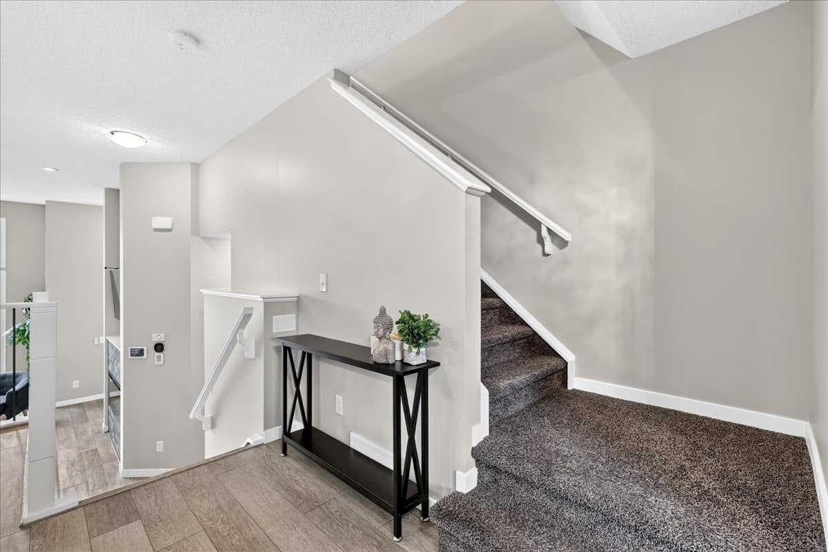 25 Masters Street SE