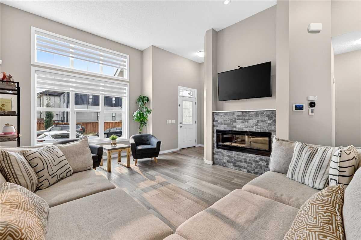 25 Masters Street SE