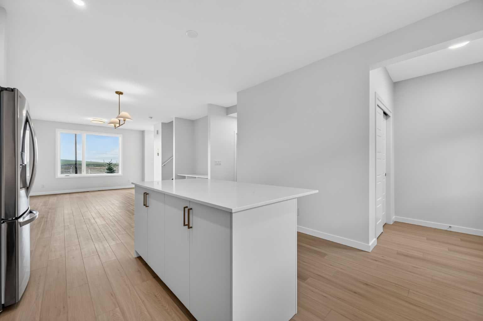 2077 Vantage Way SW
