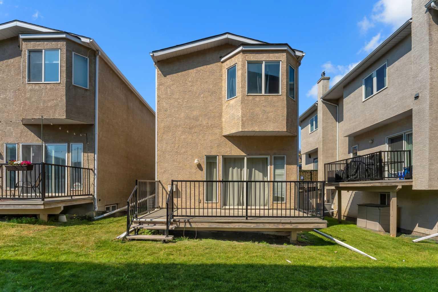 1707 23 Avenue SW