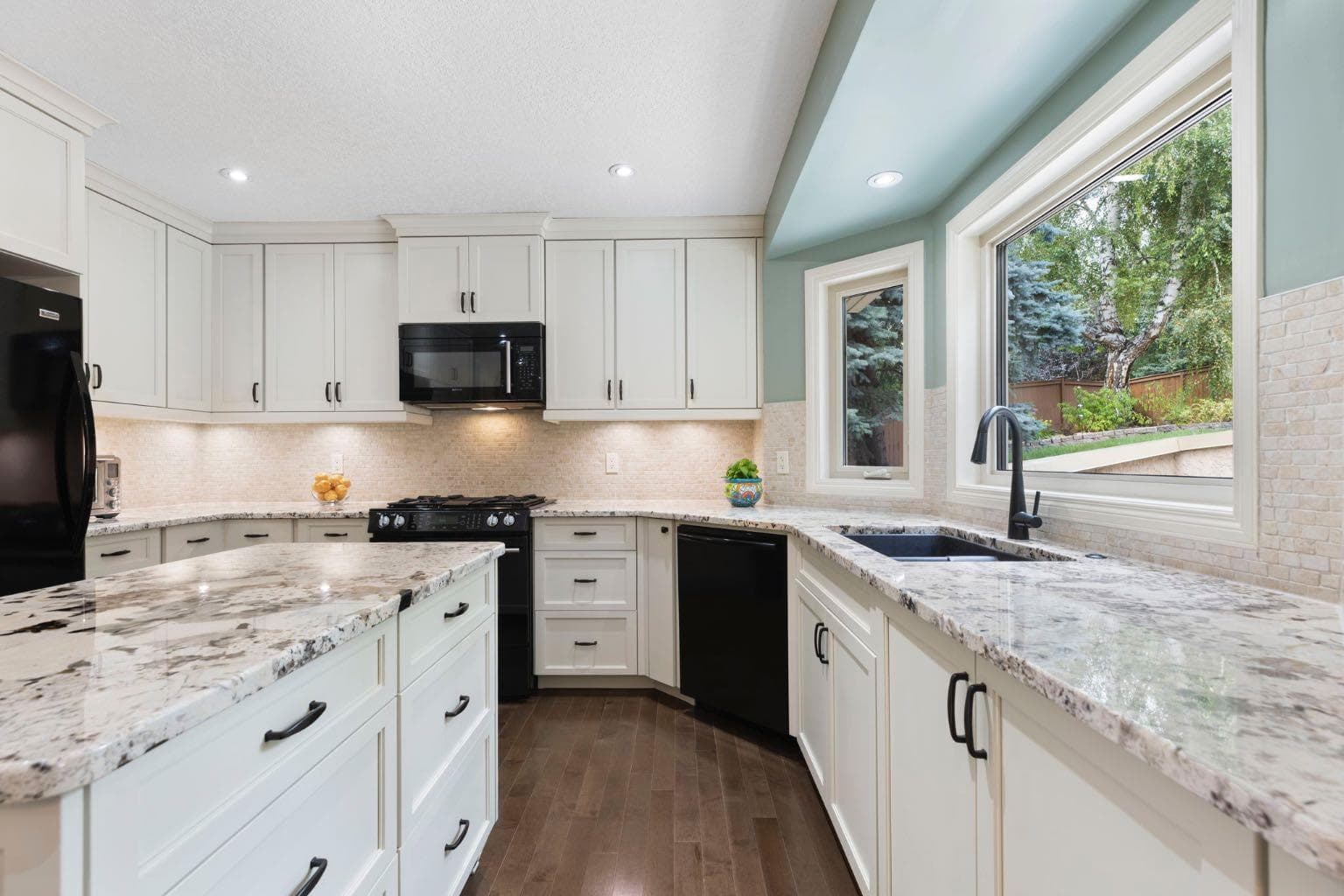 311 Woodhaven Bay SW