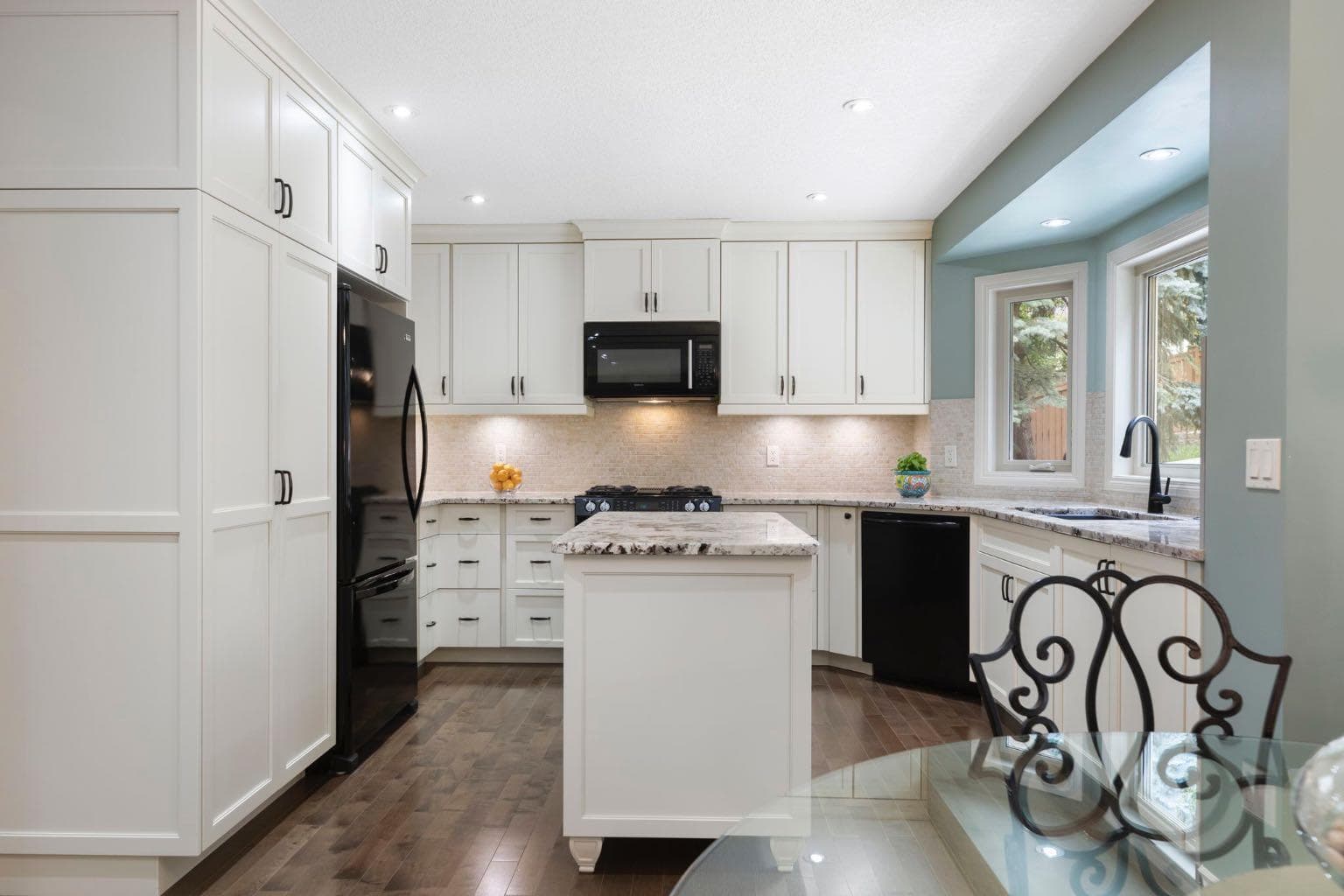 311 Woodhaven Bay SW