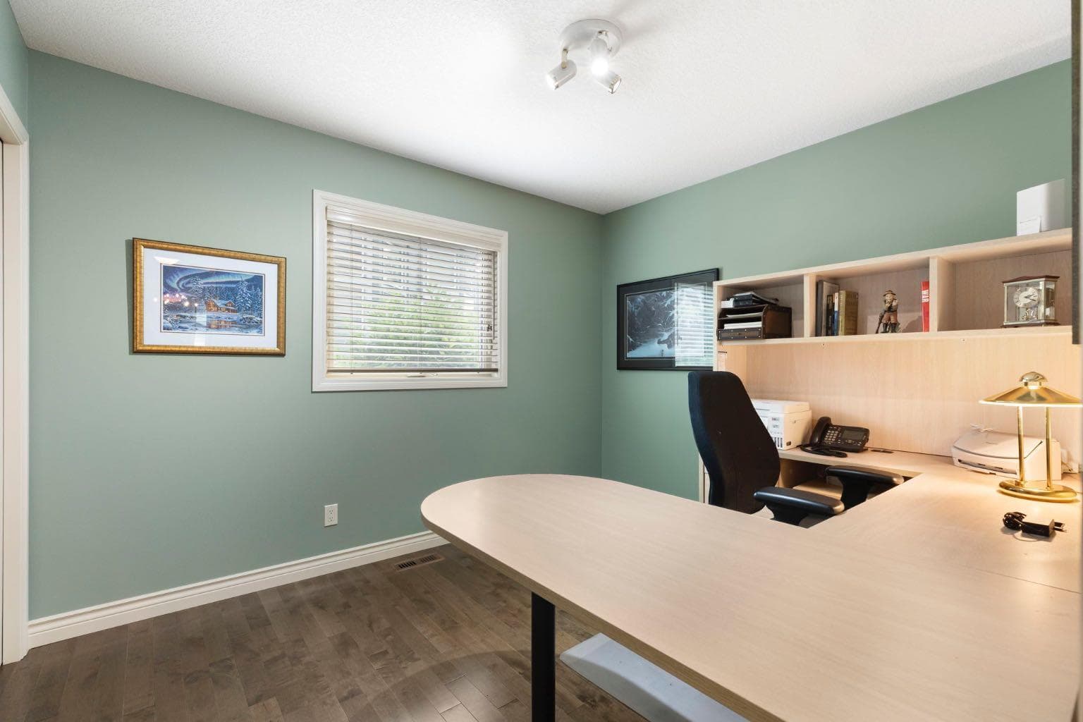 311 Woodhaven Bay SW
