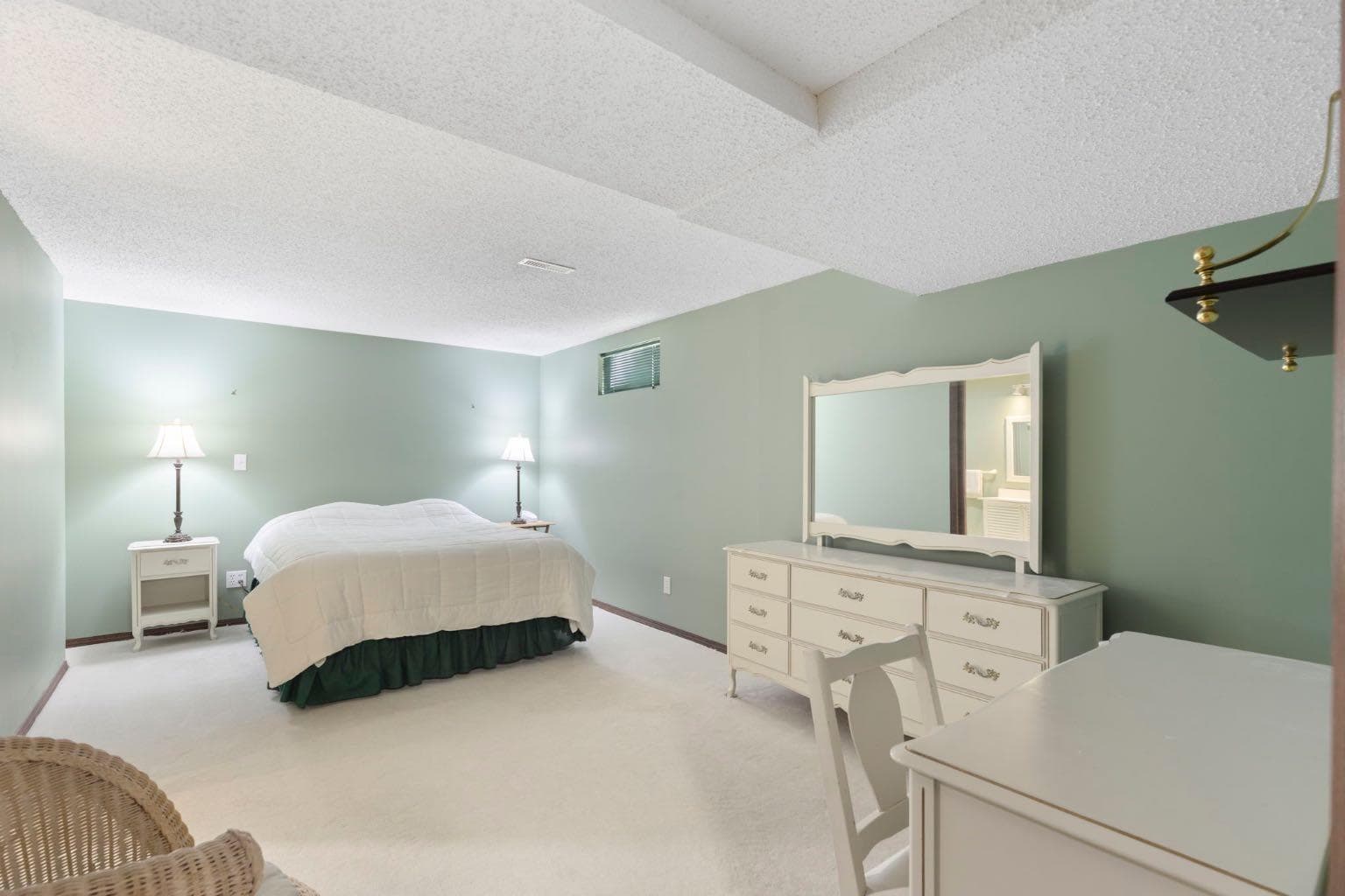 311 Woodhaven Bay SW