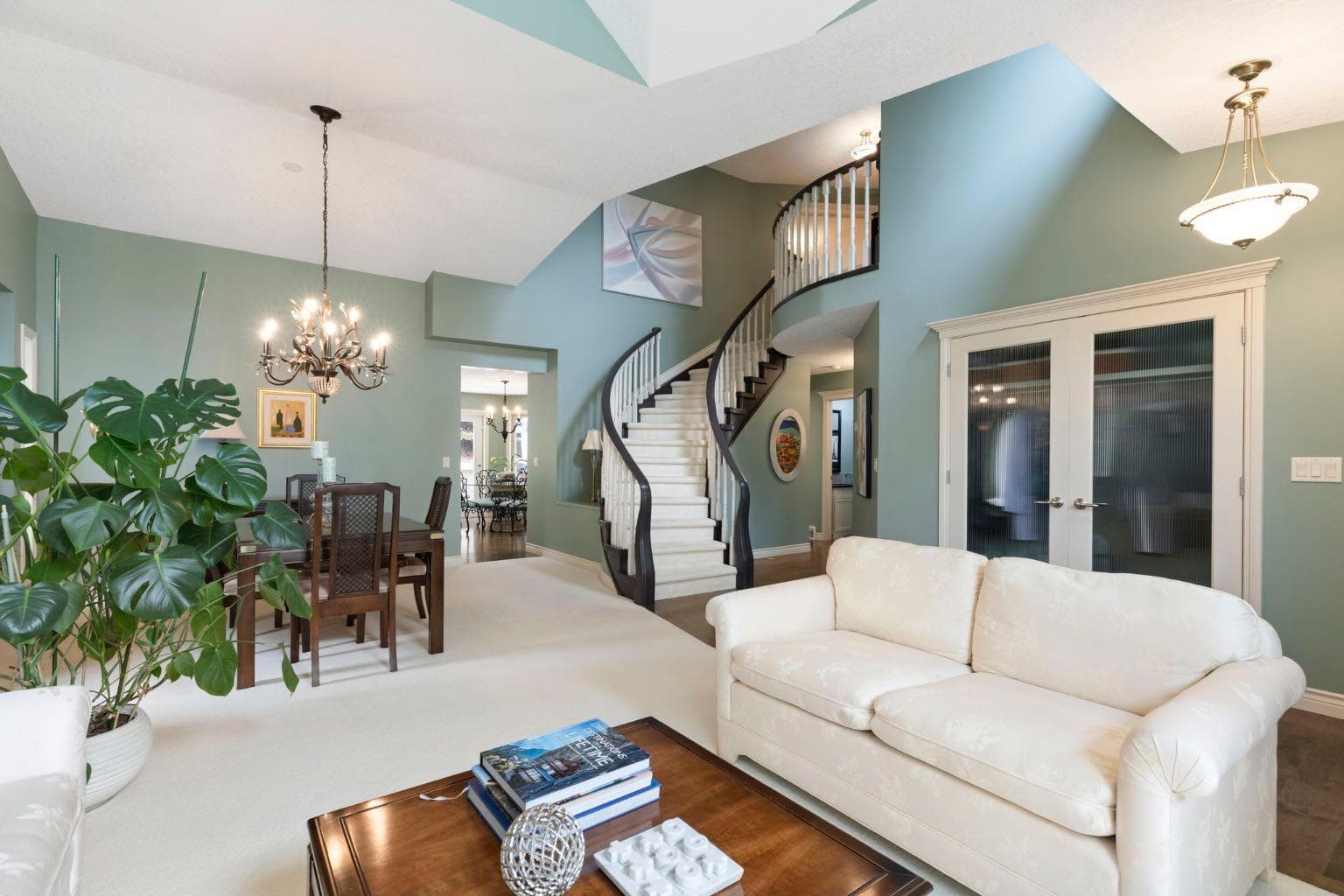 311 Woodhaven Bay SW