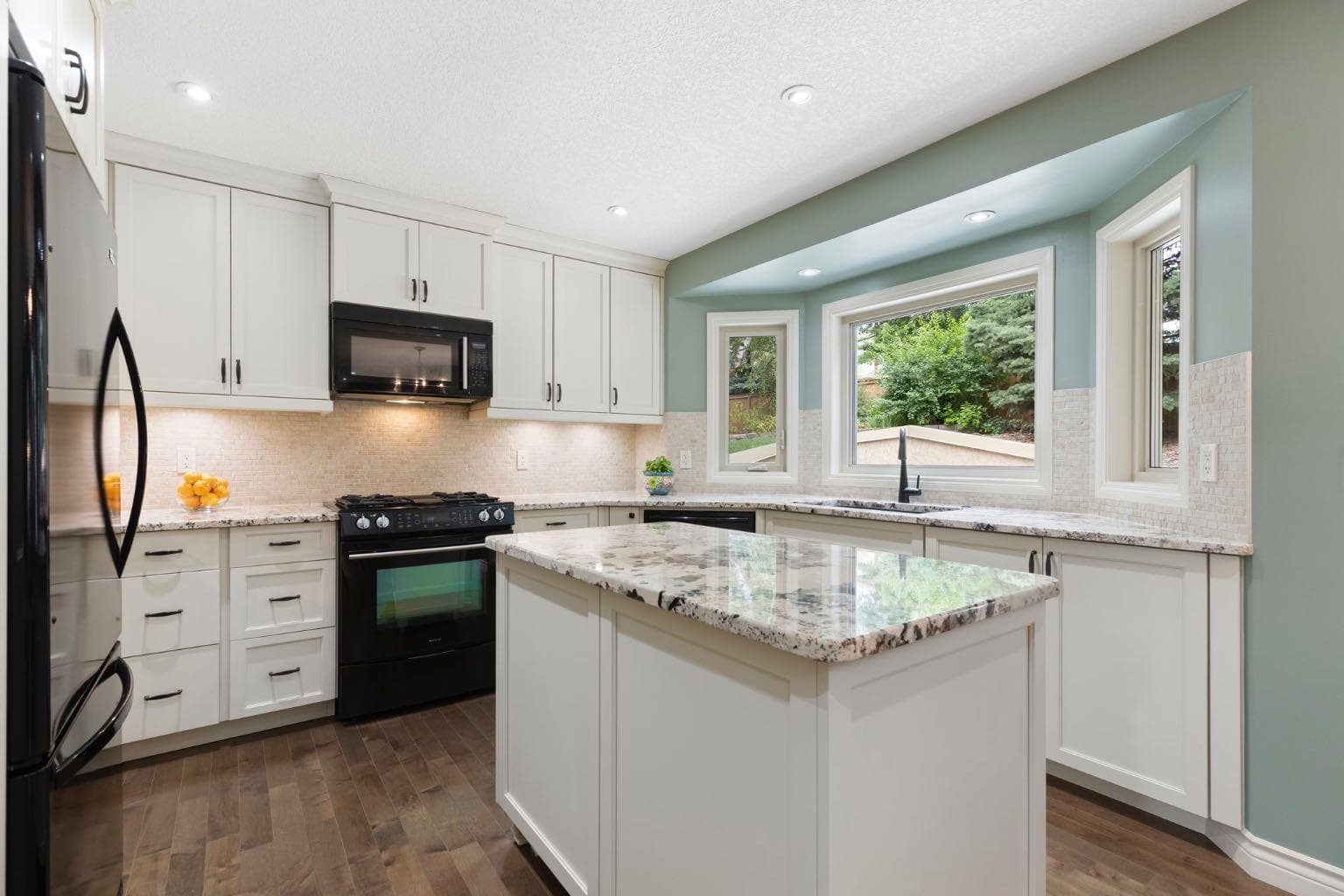 311 Woodhaven Bay SW