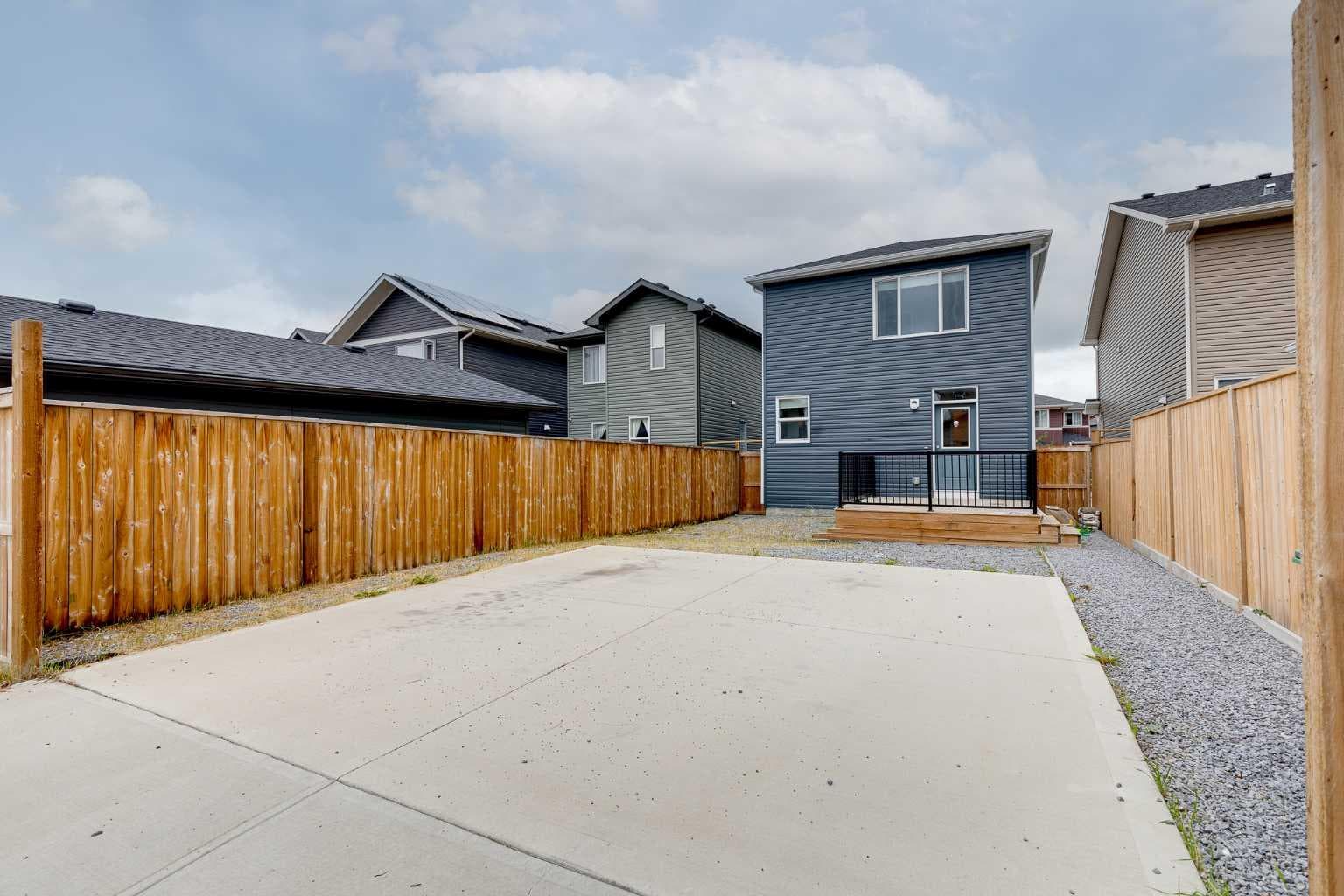 333 Ravenstern Link SE