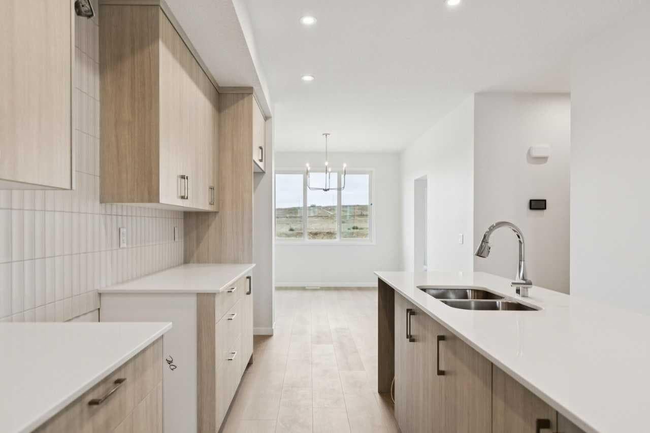 65 Aquila Terrace NW