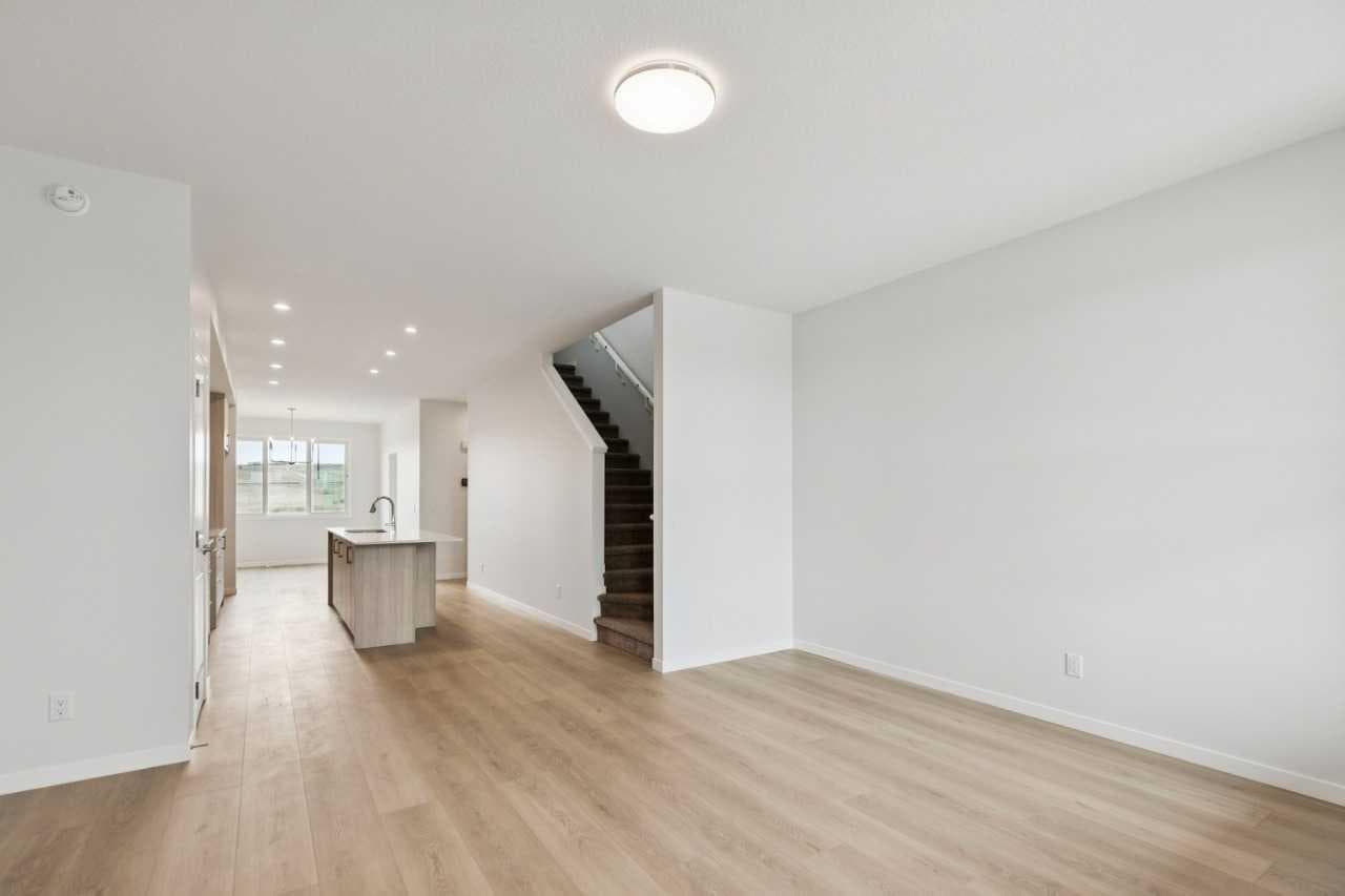 65 Aquila Terrace NW