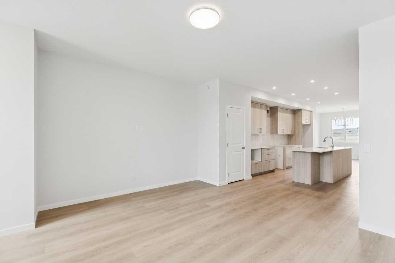 65 Aquila Terrace NW