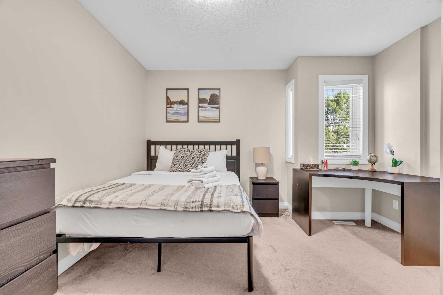 2, 821 Mcdougall Road NE