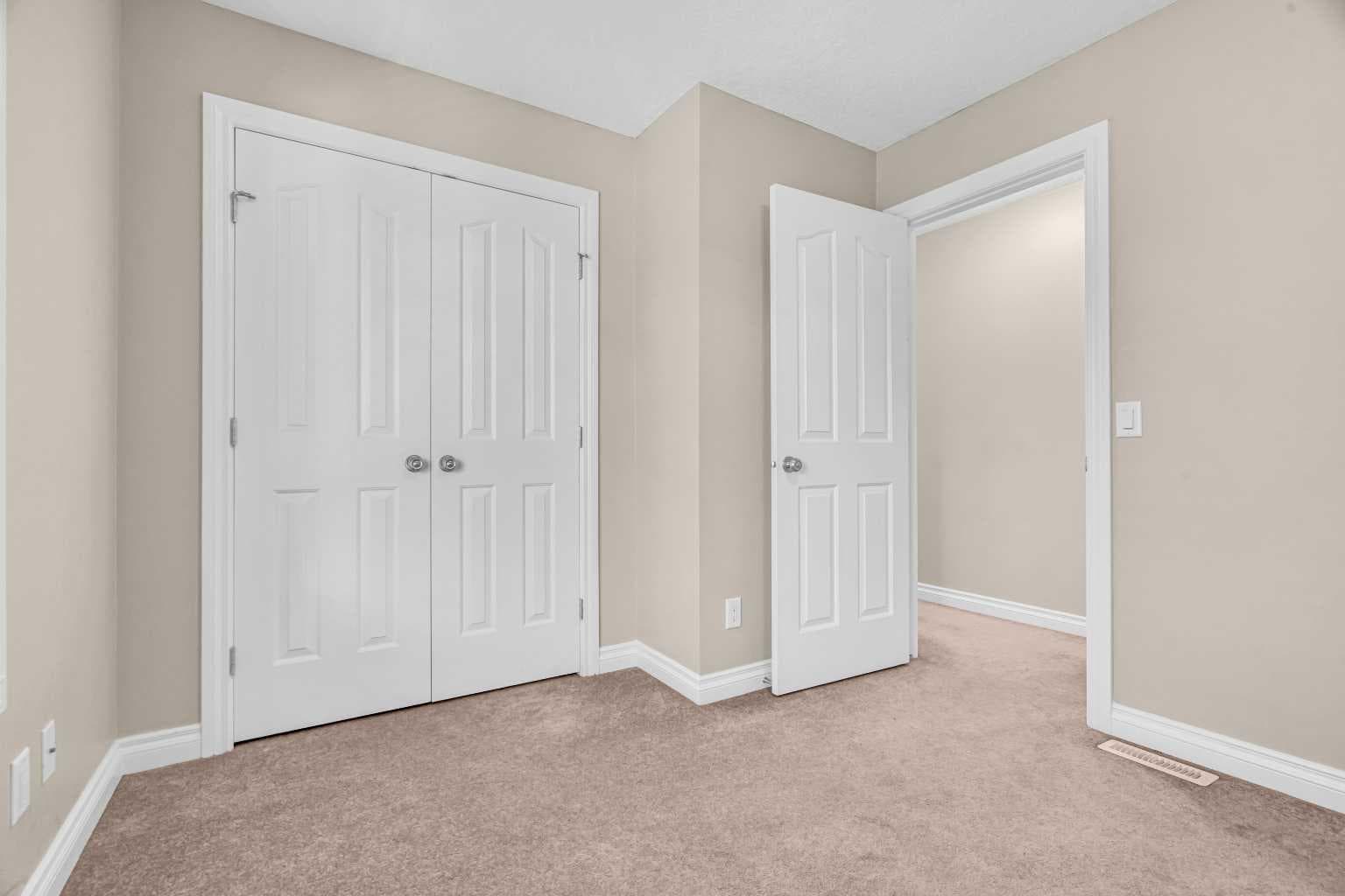 2, 821 Mcdougall Road NE