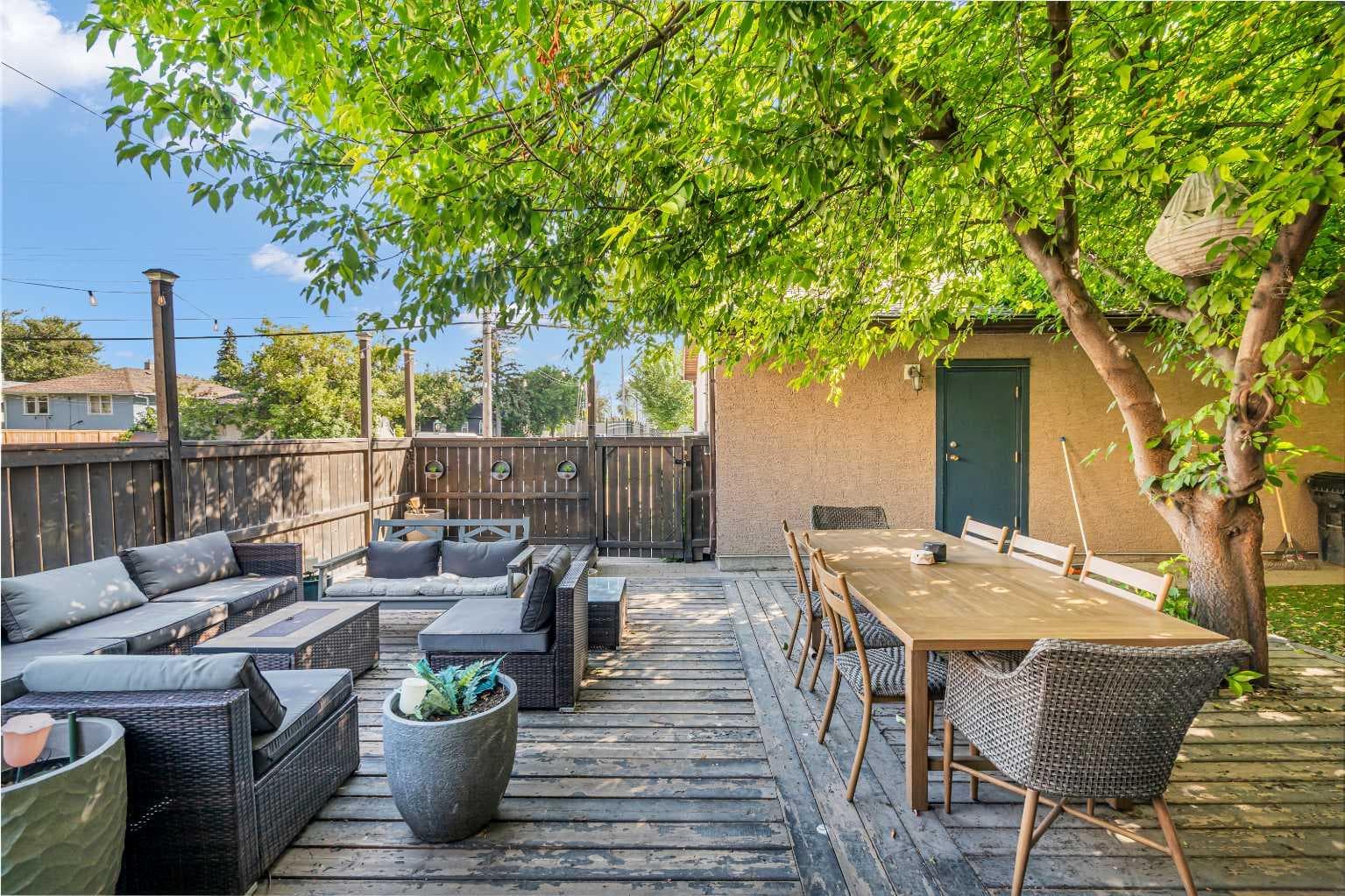 2, 821 Mcdougall Road NE
