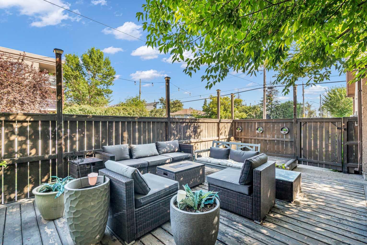 2, 821 Mcdougall Road NE