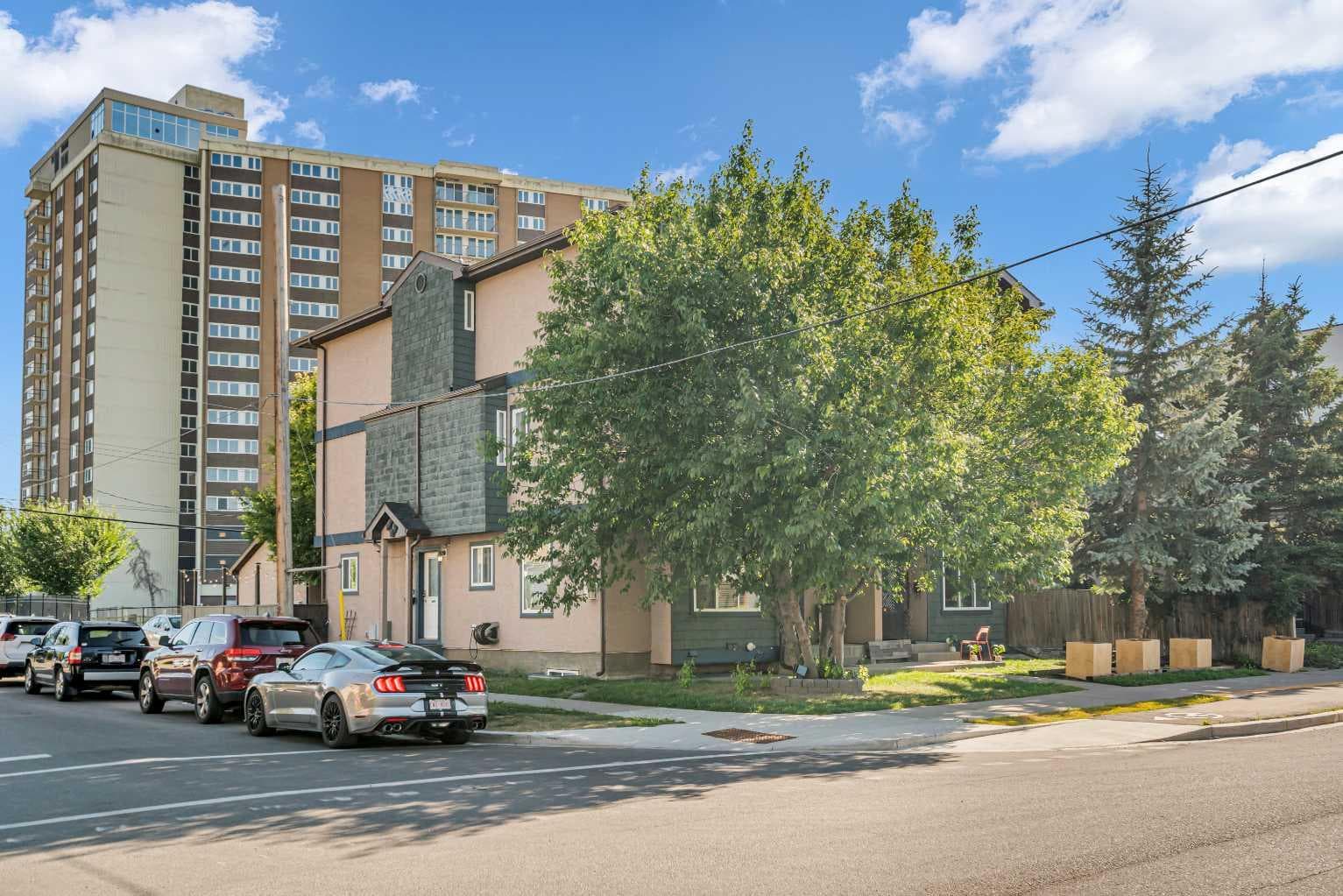 2, 821 Mcdougall Road NE