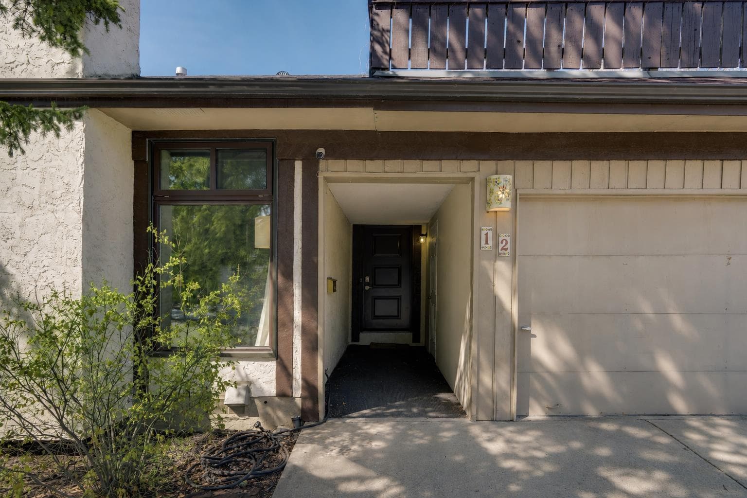 12 Oakvale Place SW