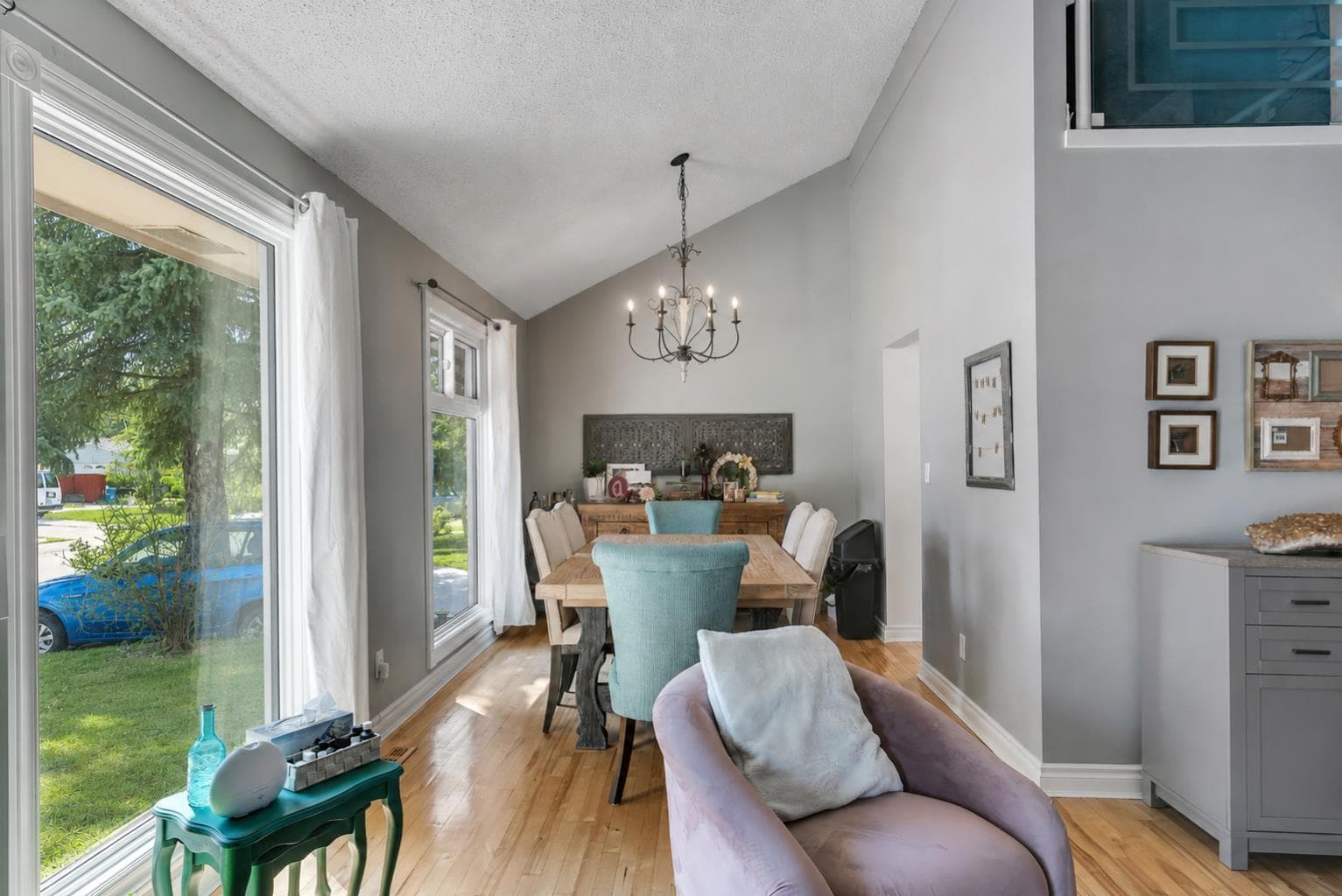 12 Oakvale Place SW