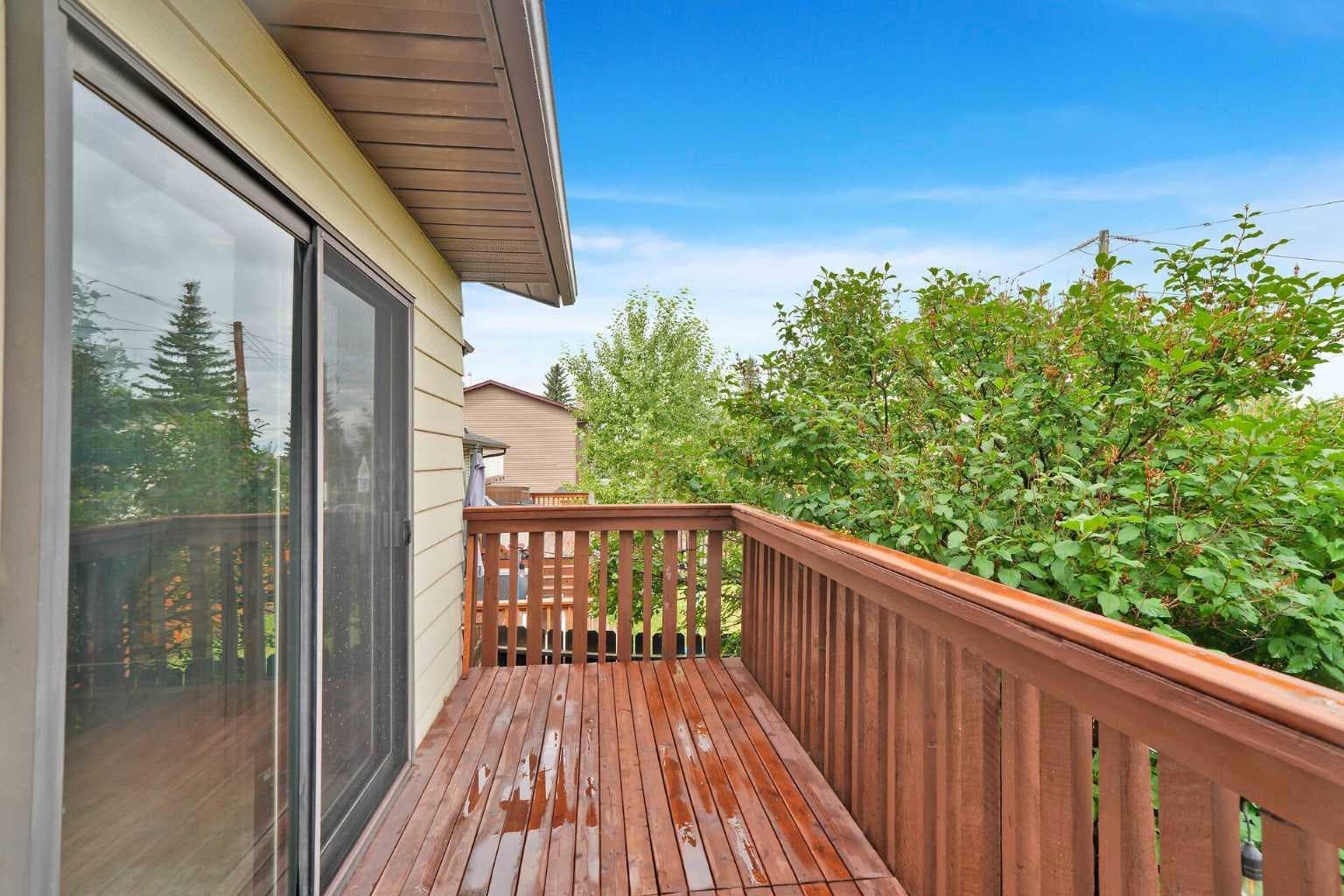 60 Beddington Drive NE