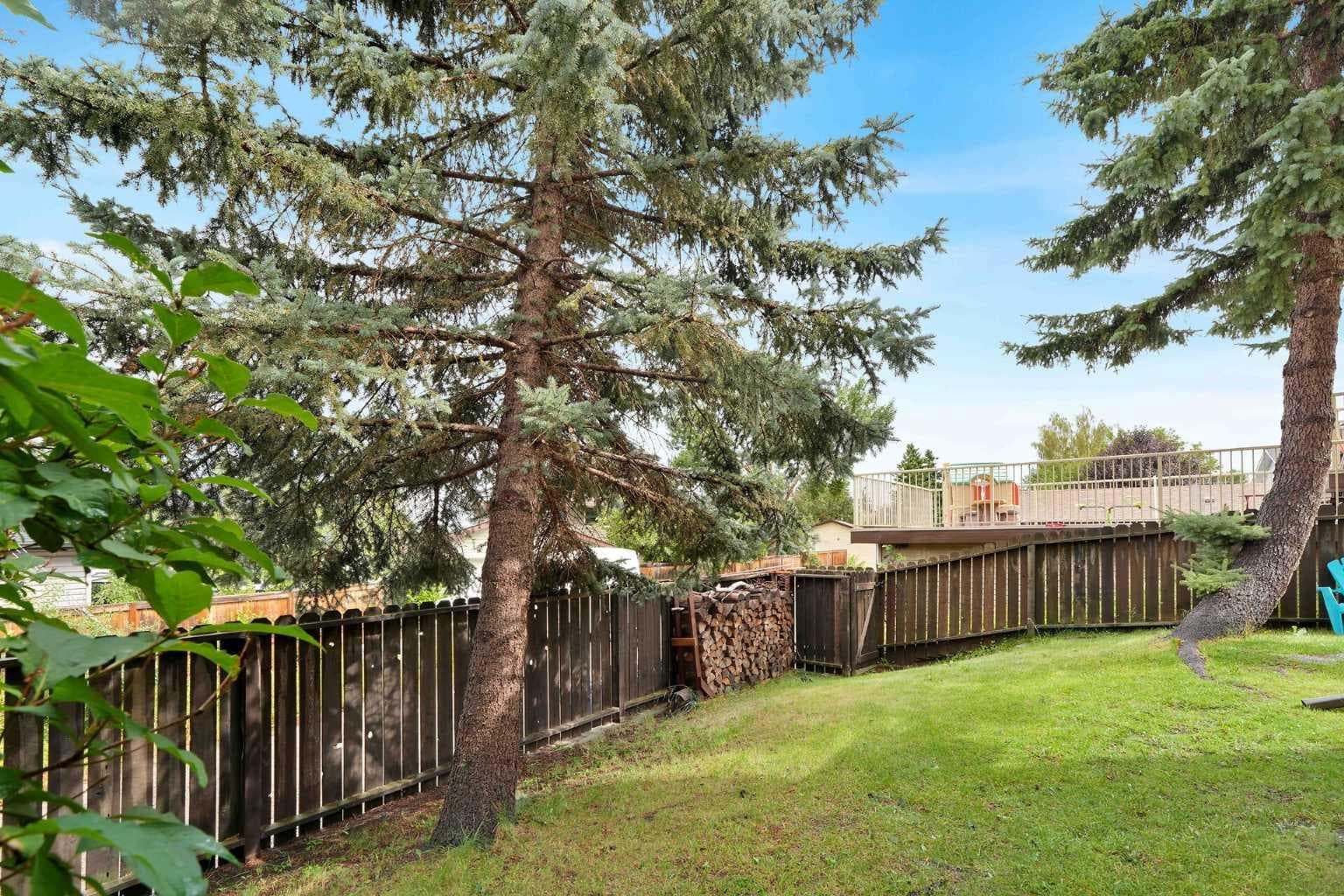 60 Beddington Drive NE