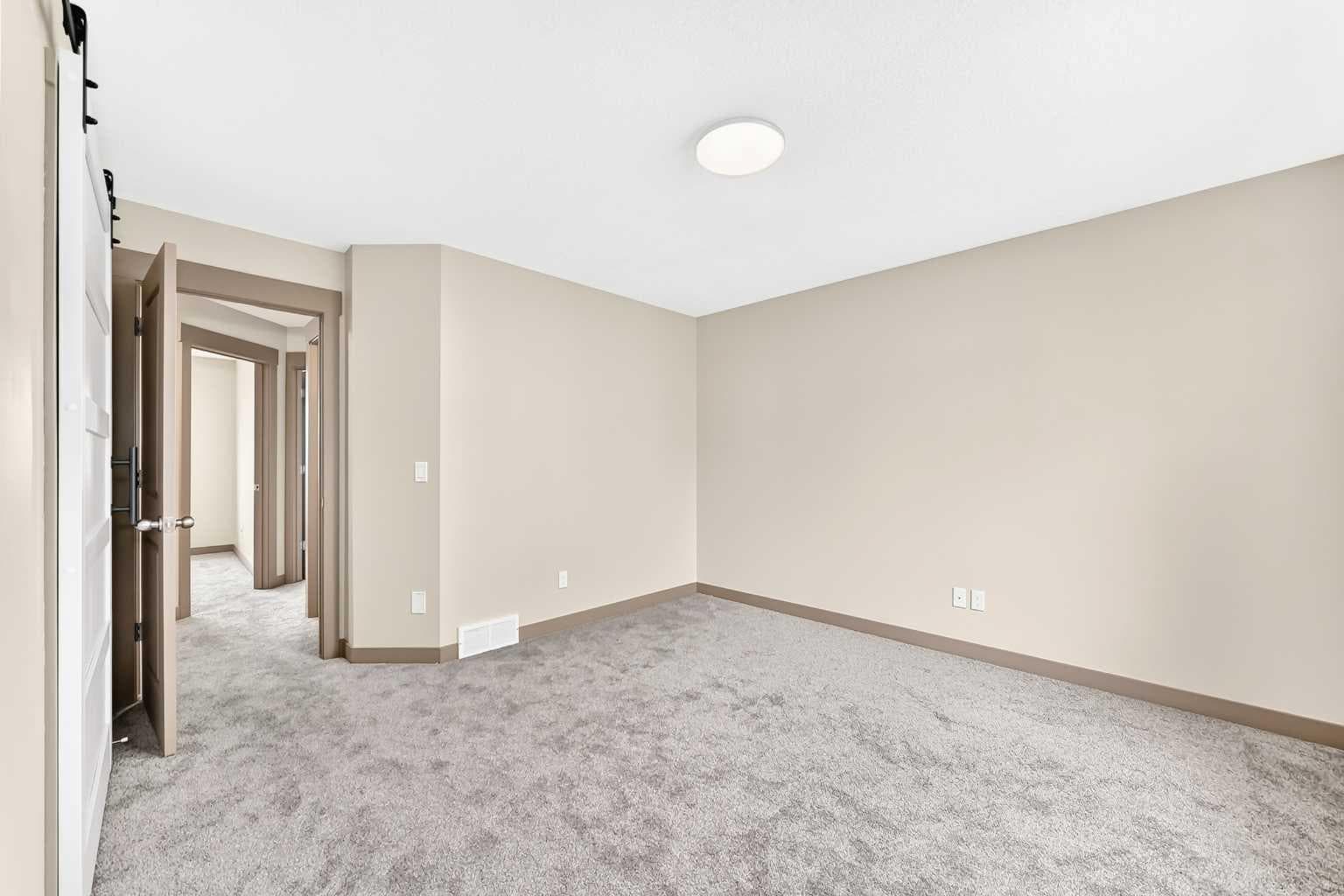 321 Skyview Ranch Drive NE