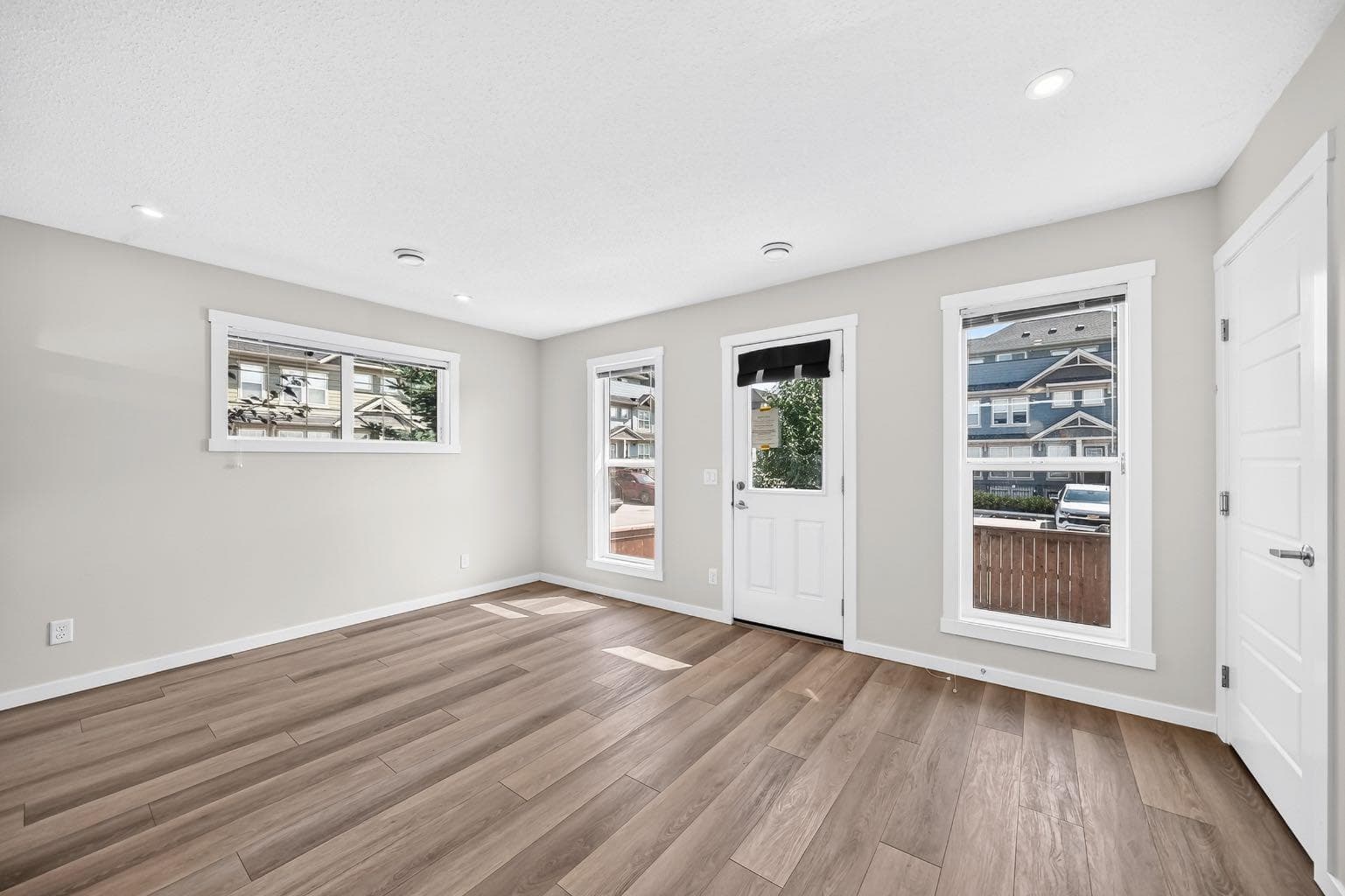 428 Cranbrook Square SE