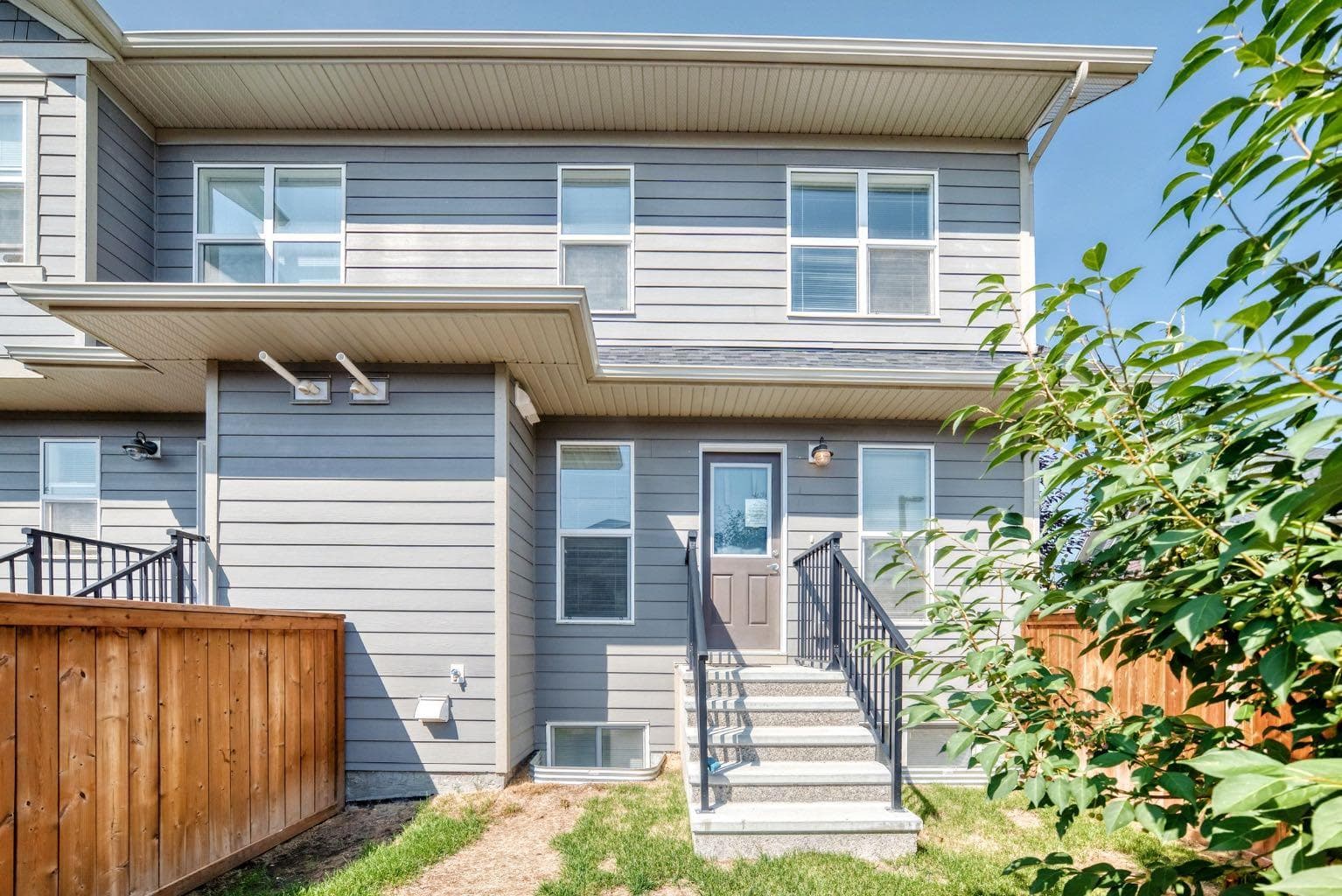 428 Cranbrook Square SE