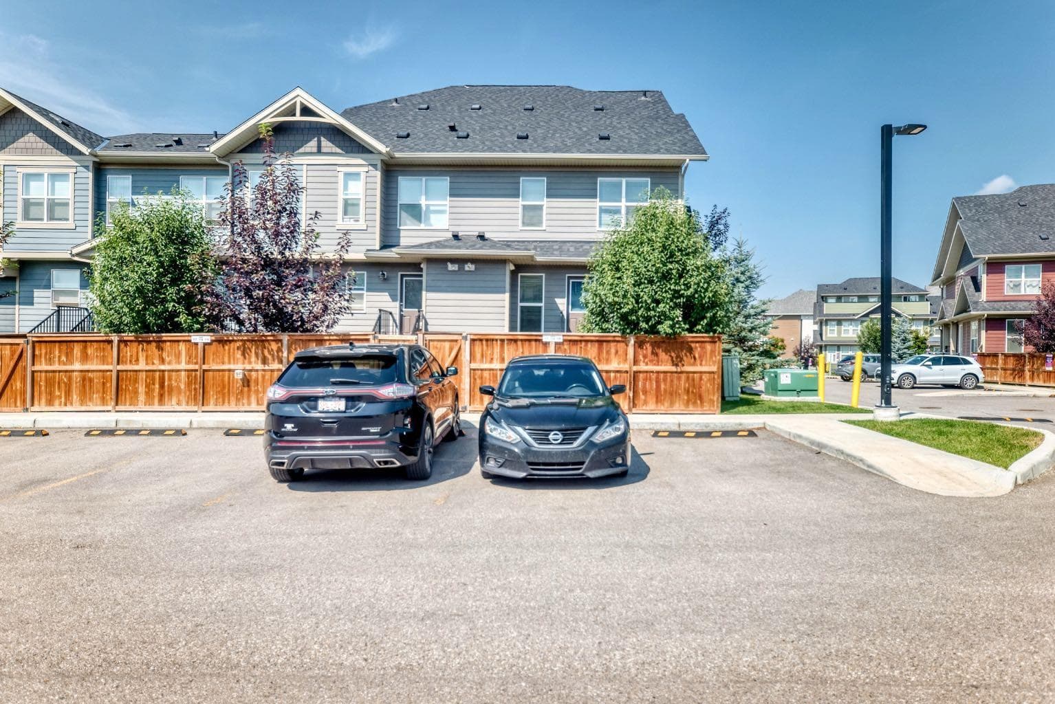 428 Cranbrook Square SE