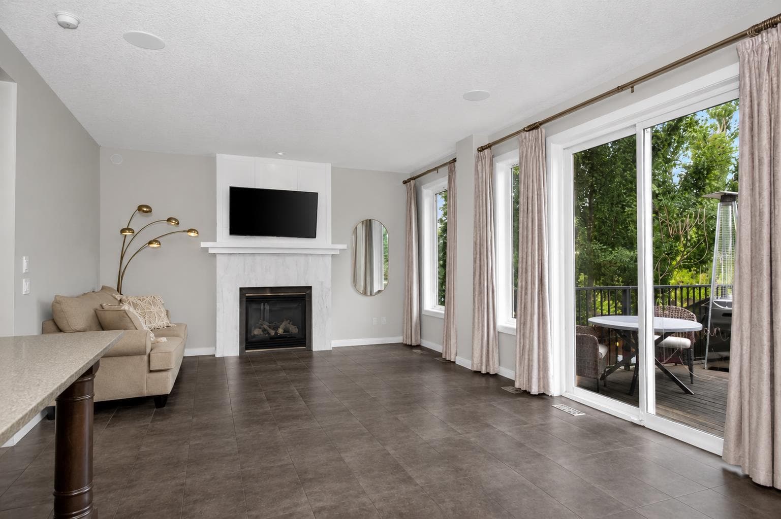 244 Mahogany Bay SE