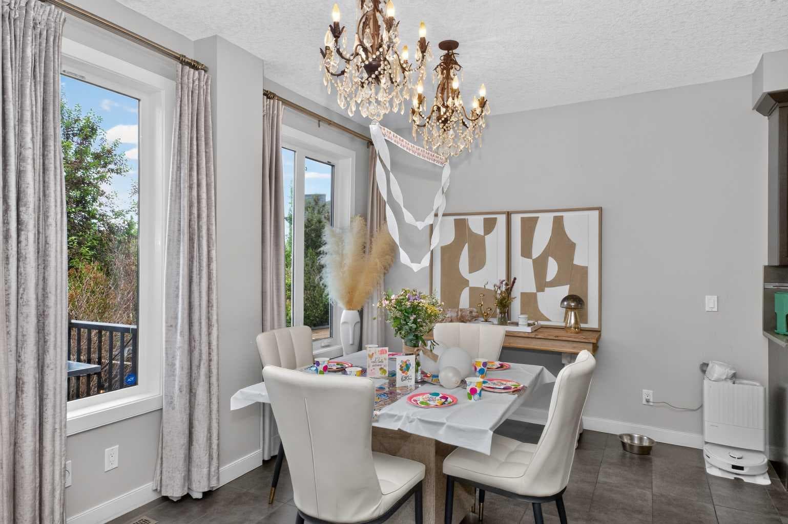244 Mahogany Bay SE