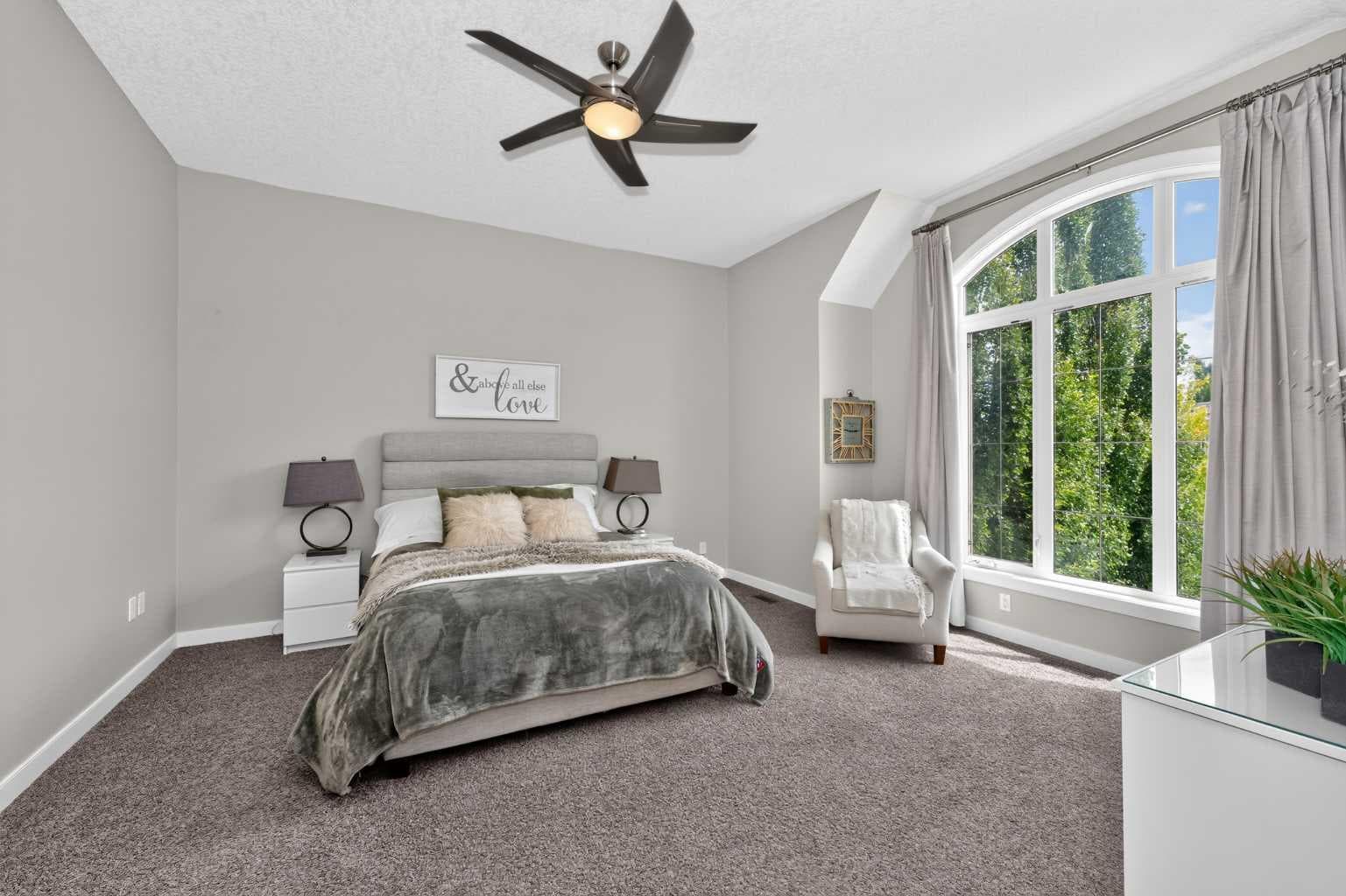 244 Mahogany Bay SE