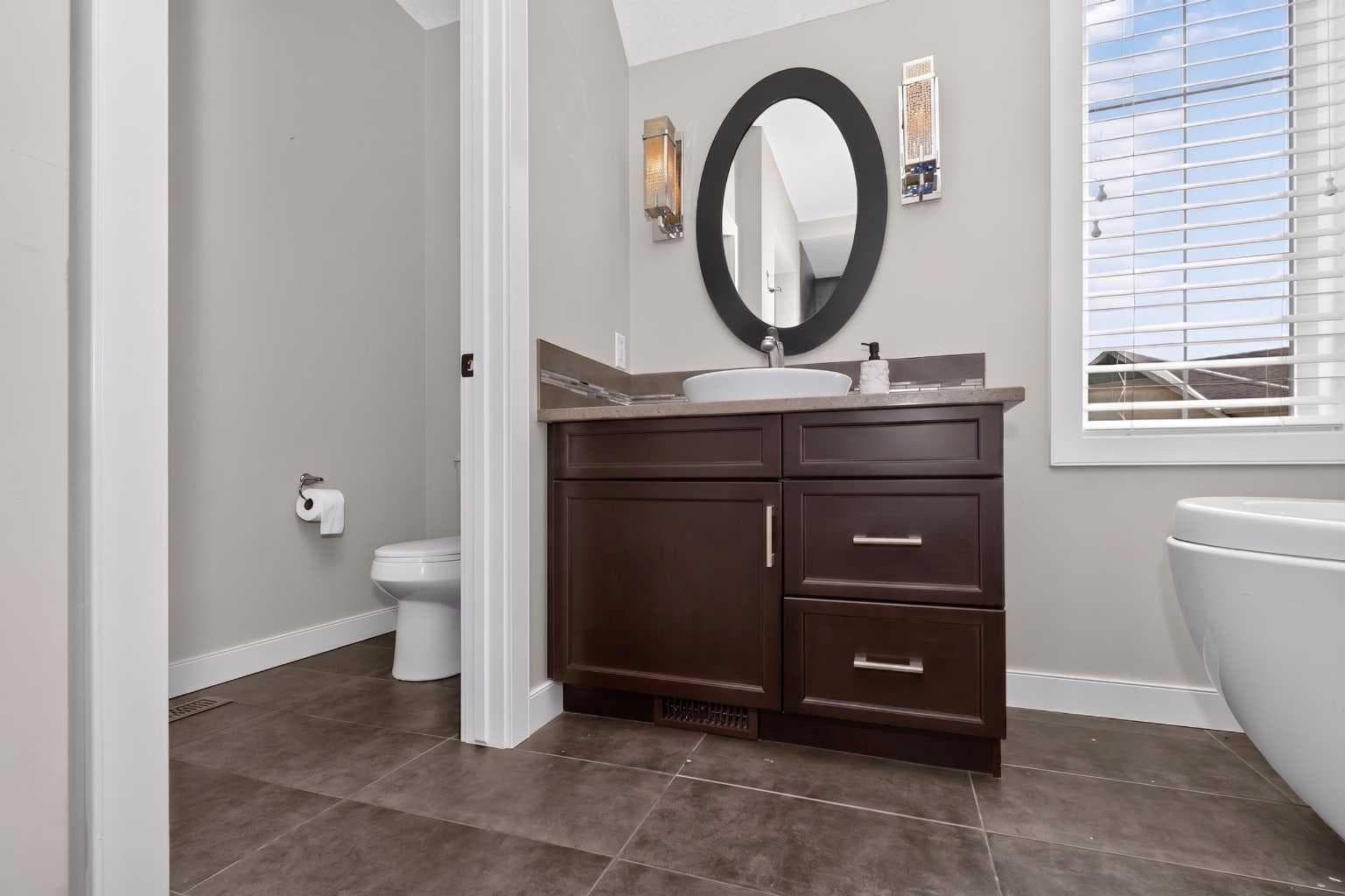 244 Mahogany Bay SE