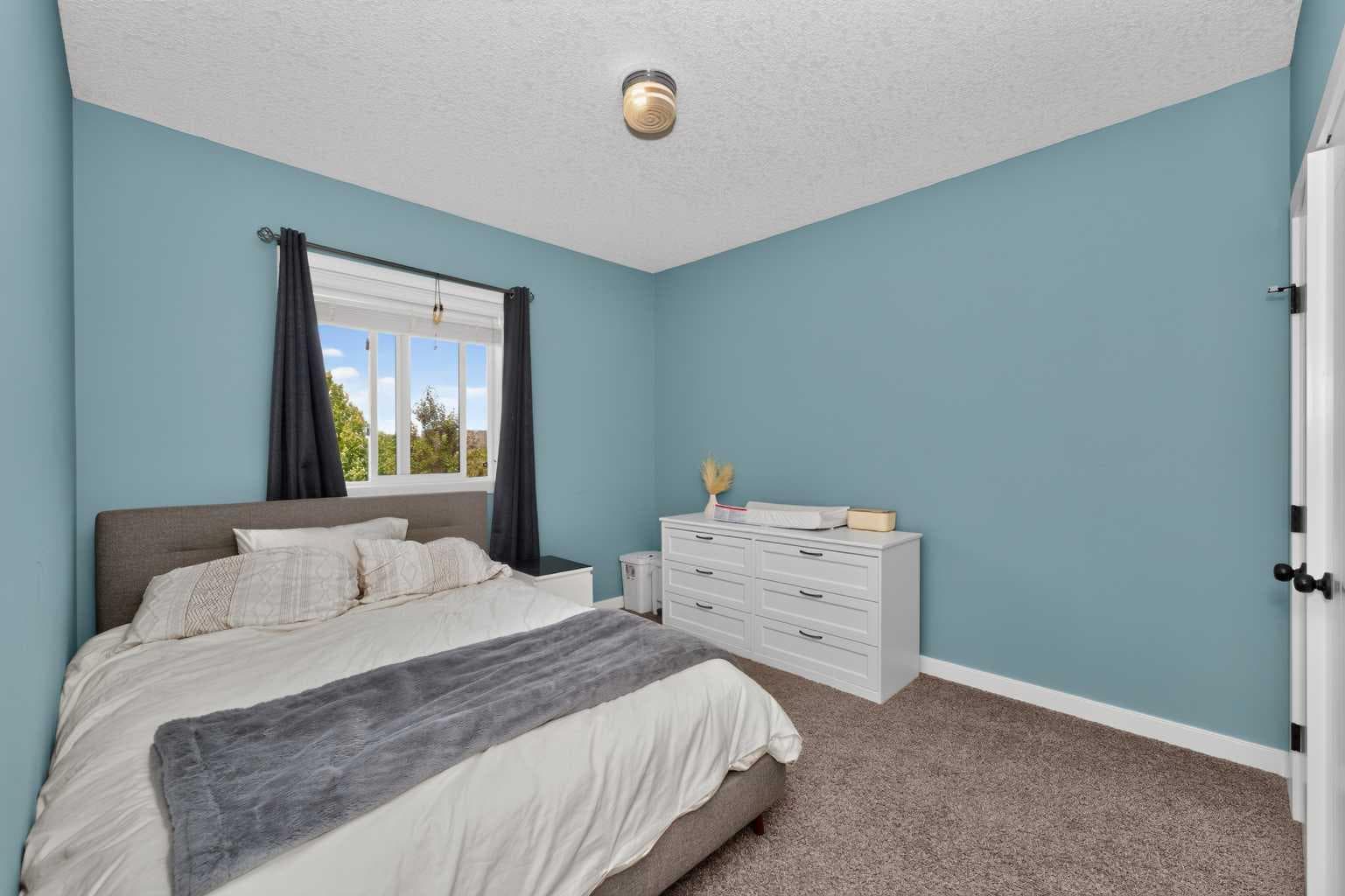 244 Mahogany Bay SE