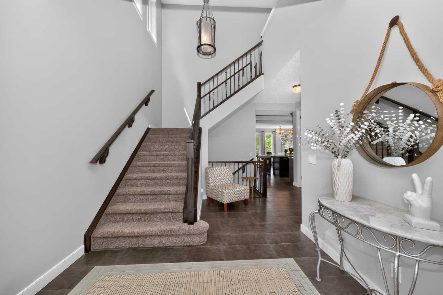 244 Mahogany Bay SE