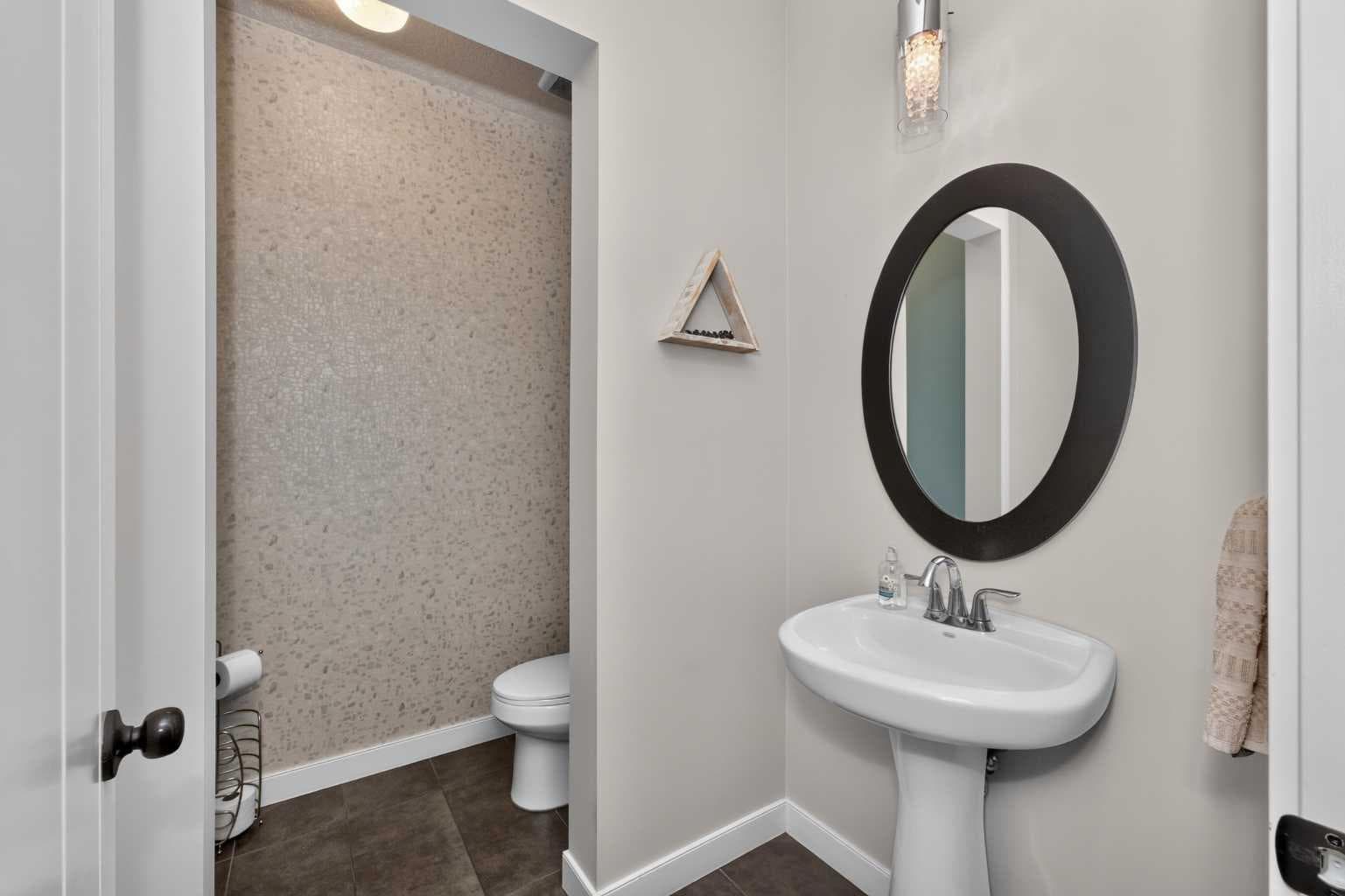 244 Mahogany Bay SE