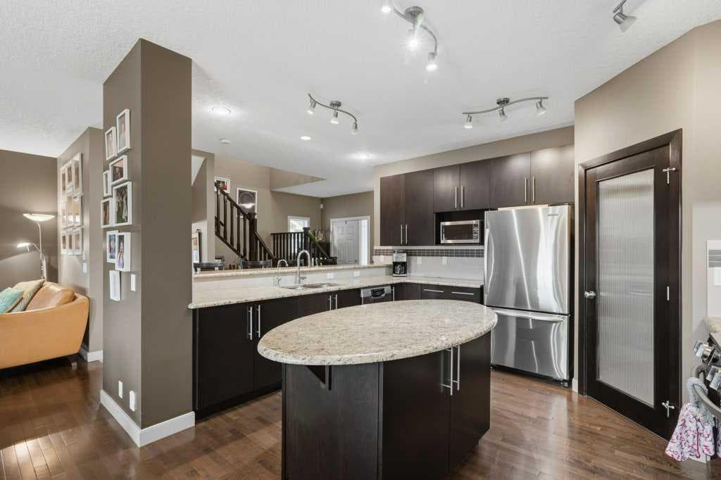 69 Everhollow Avenue SW