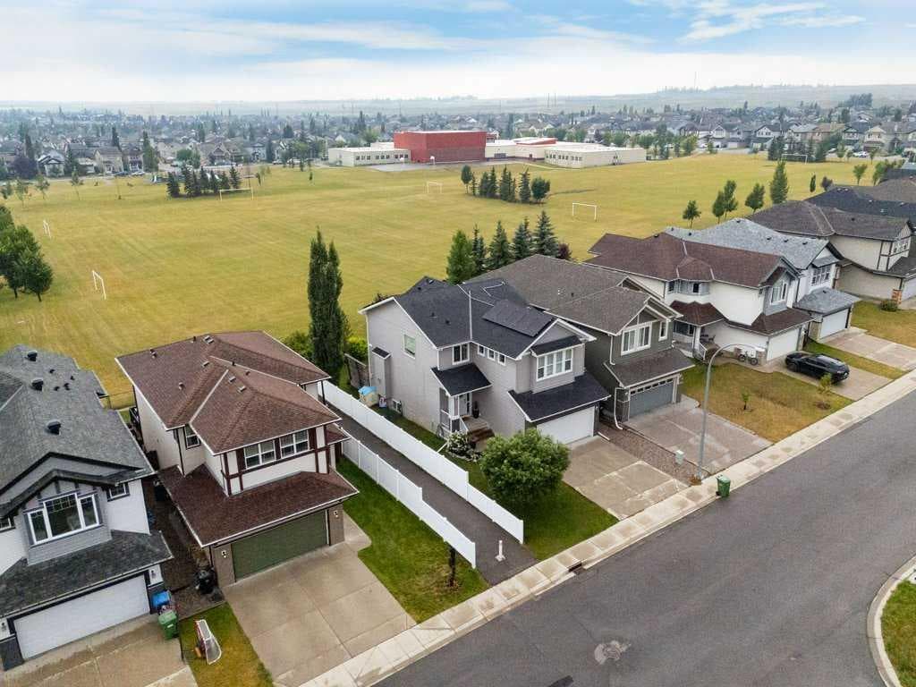 69 Everhollow Avenue SW