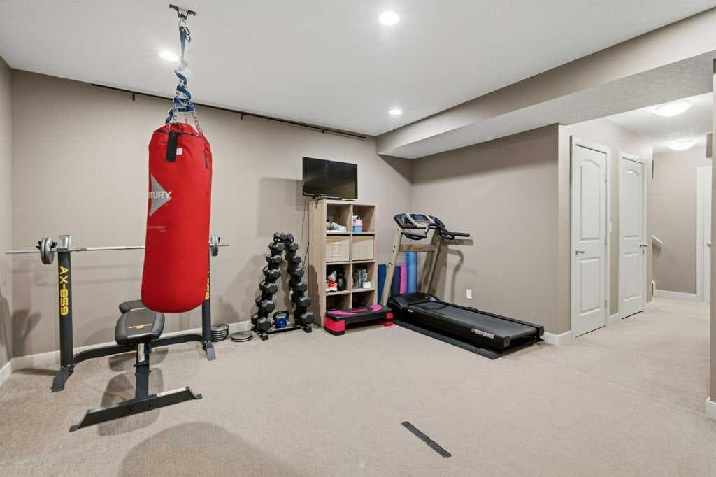 69 Everhollow Avenue SW