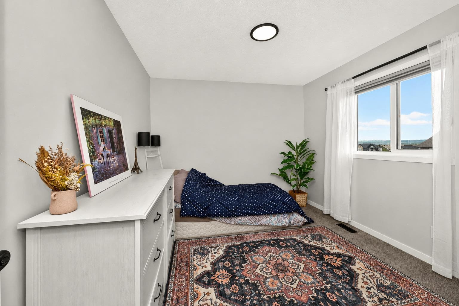 23 Lucas Boulevard NW