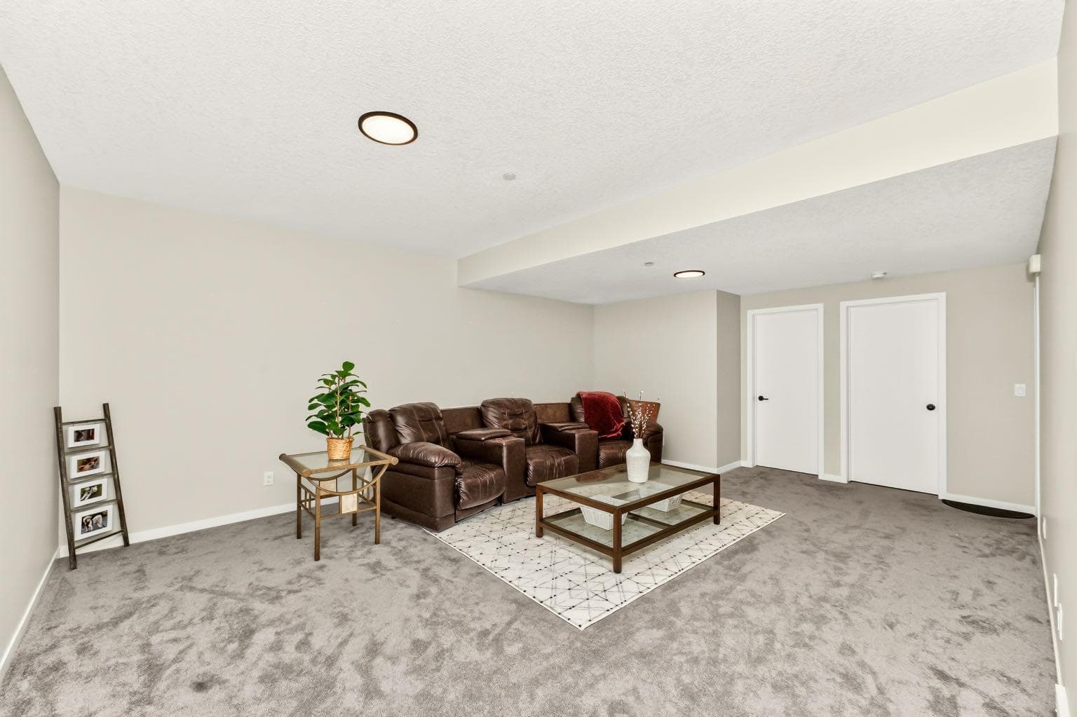 23 Lucas Boulevard NW