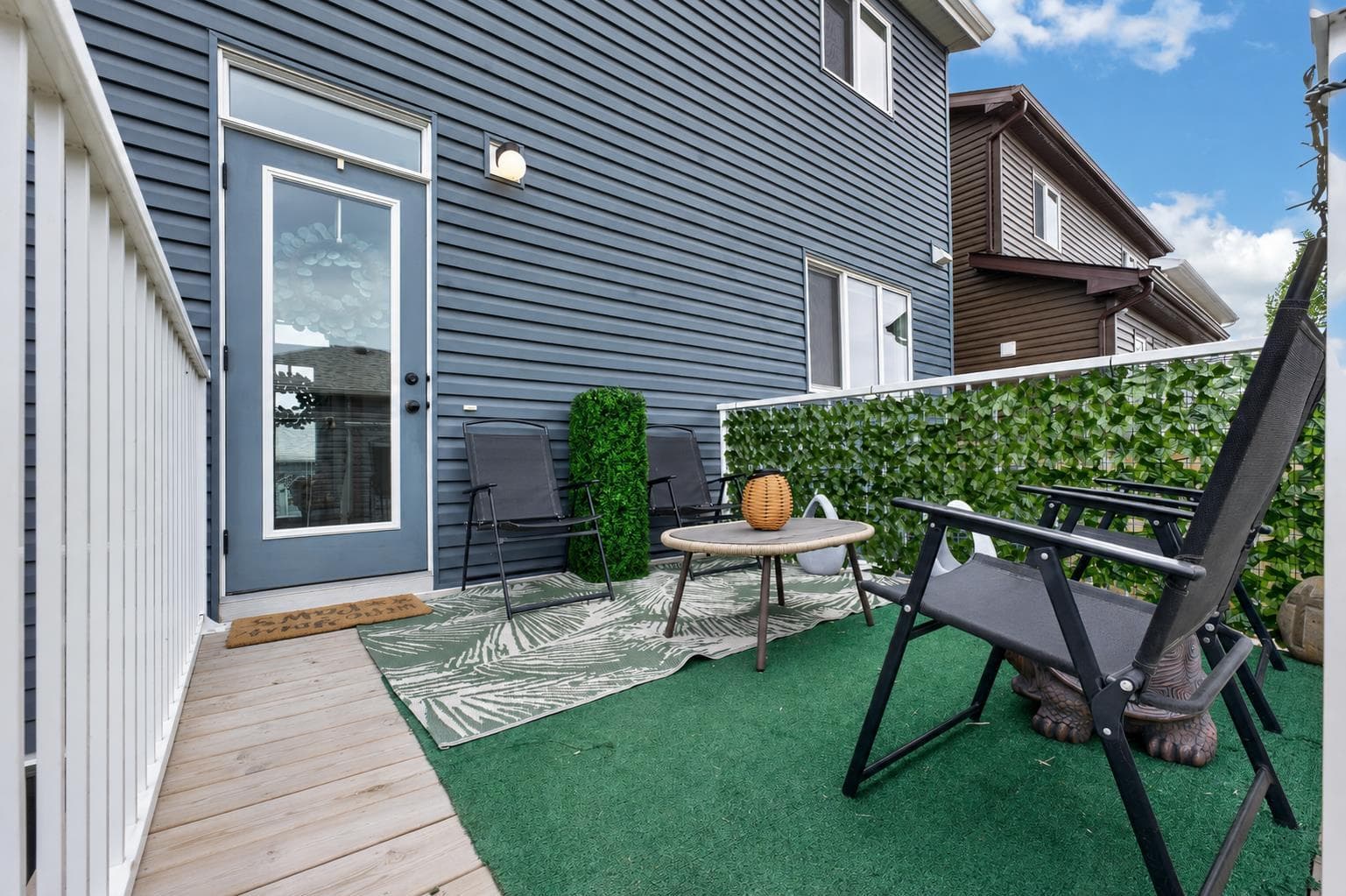 23 Lucas Boulevard NW