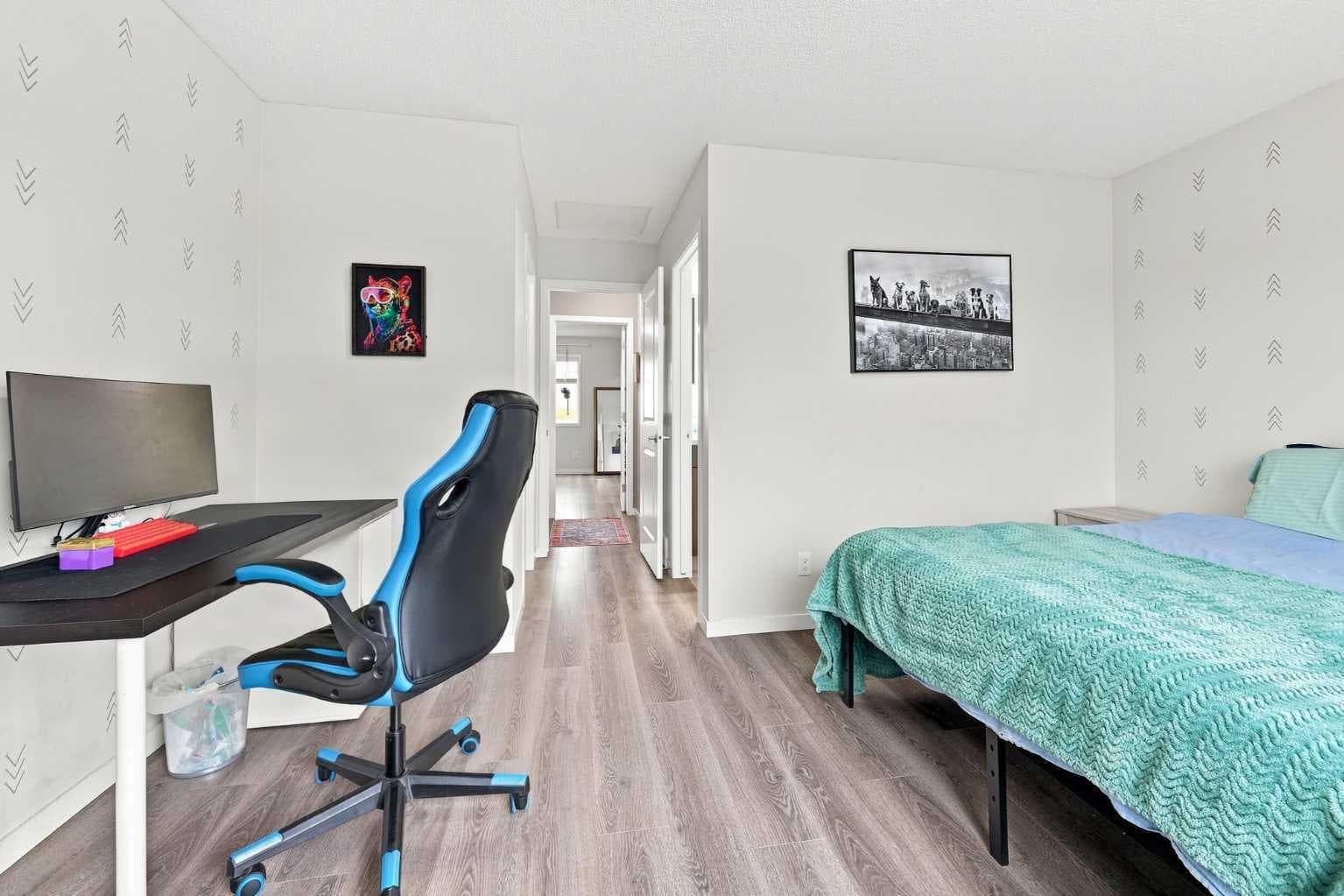 106 Autumn Crescent SE