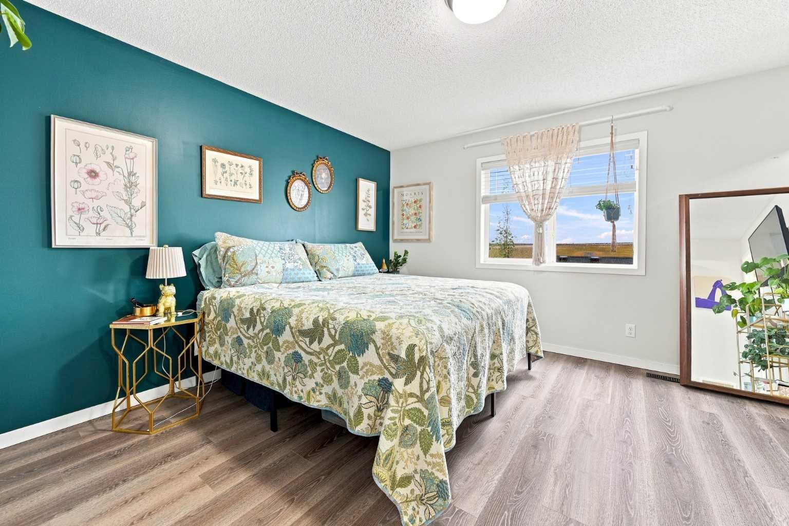 106 Autumn Crescent SE